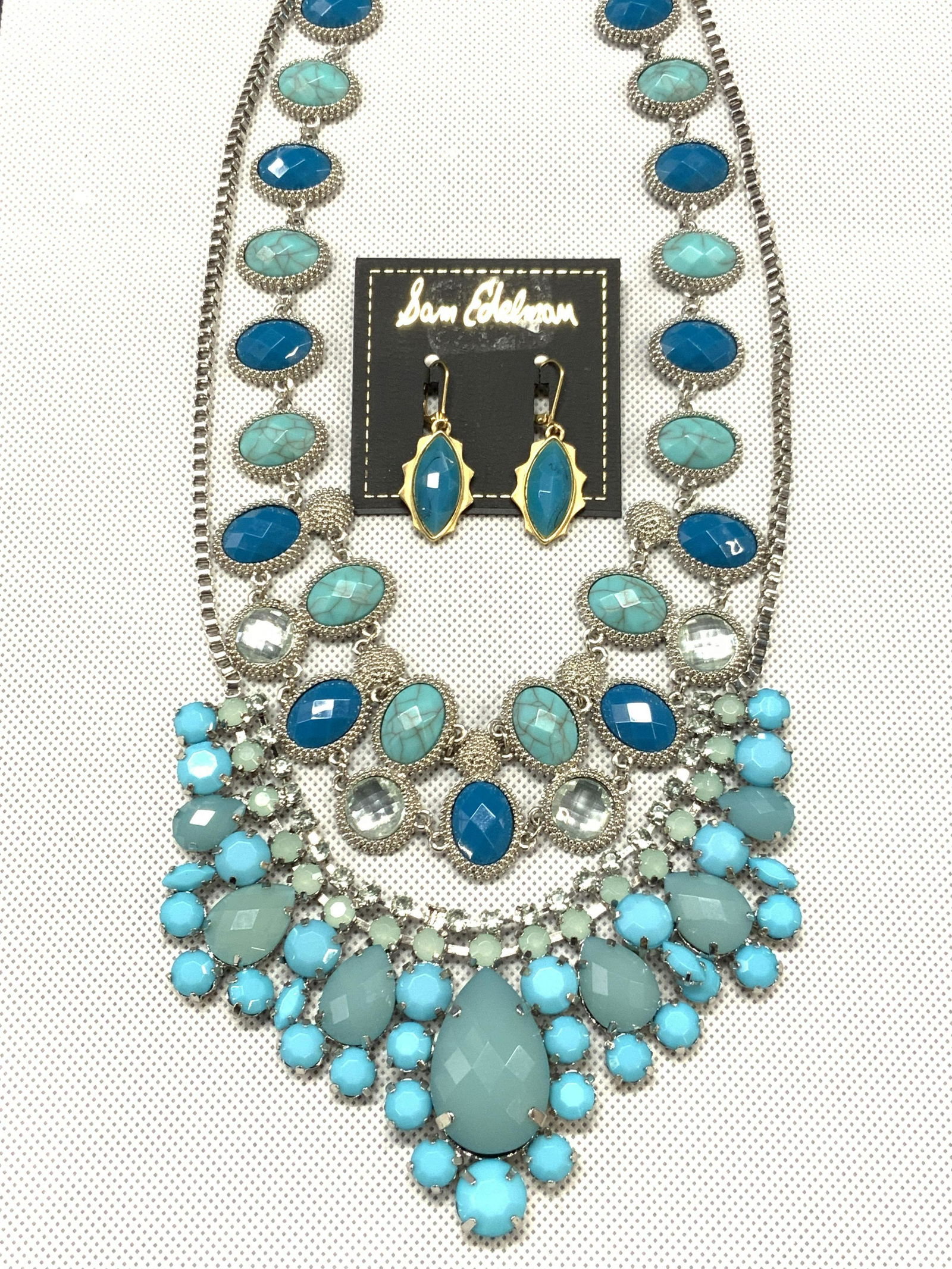 3 Turquoise Toned Necklaces & Earrings (1 of 7)