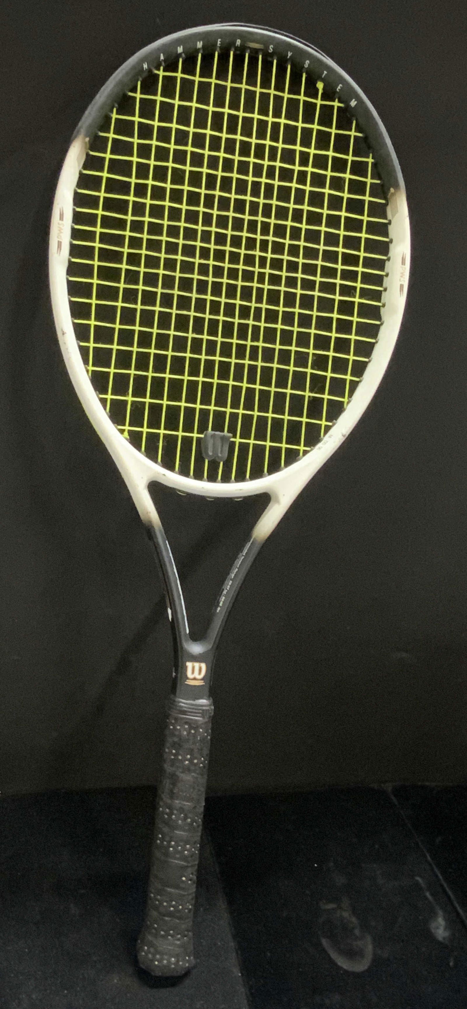 WILSON HAMMER SYSTEM Tennis Racket & Case (1 of 7)