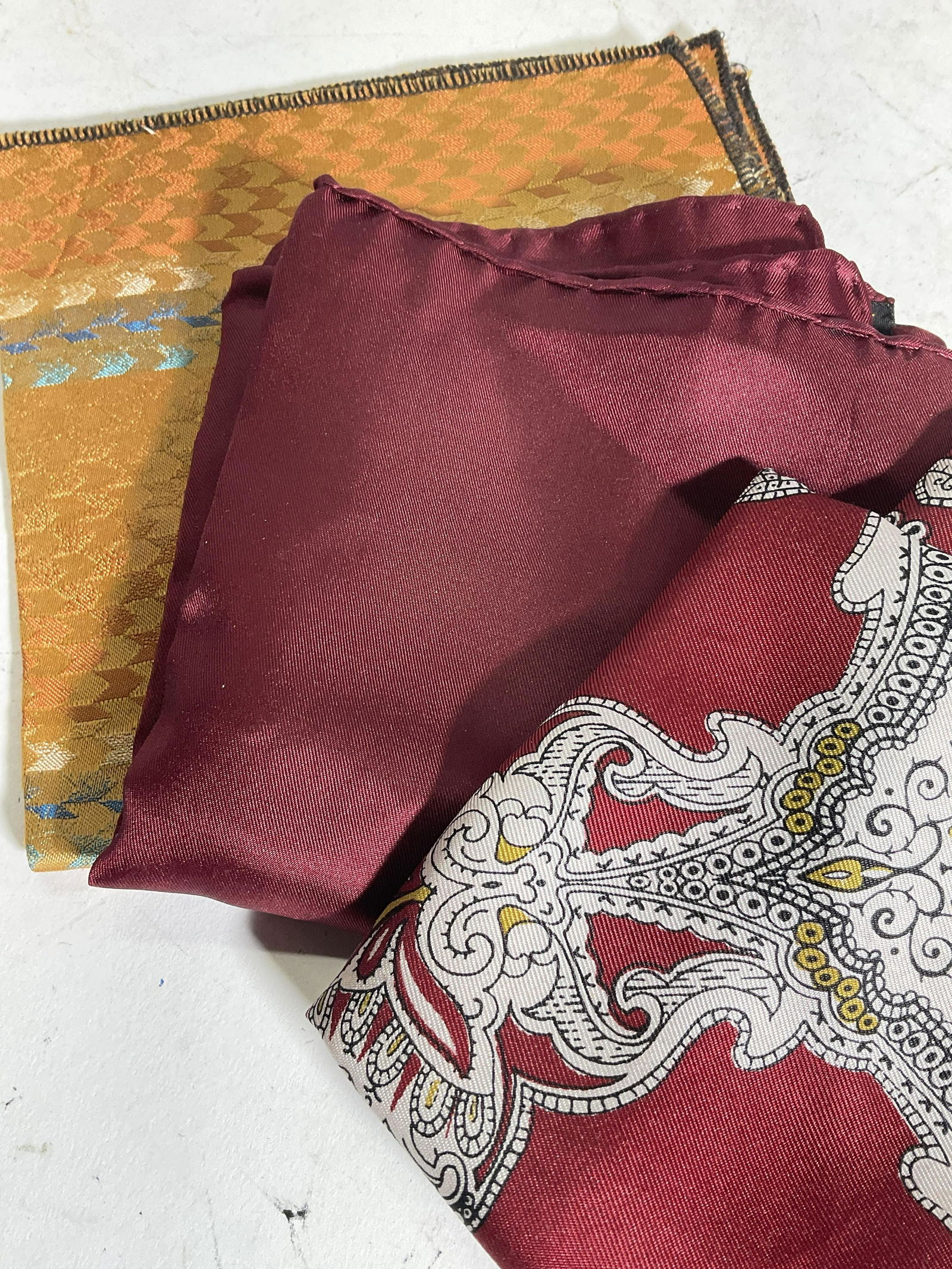 Lot 3 Silk Handkerchiefs (1 of 6)