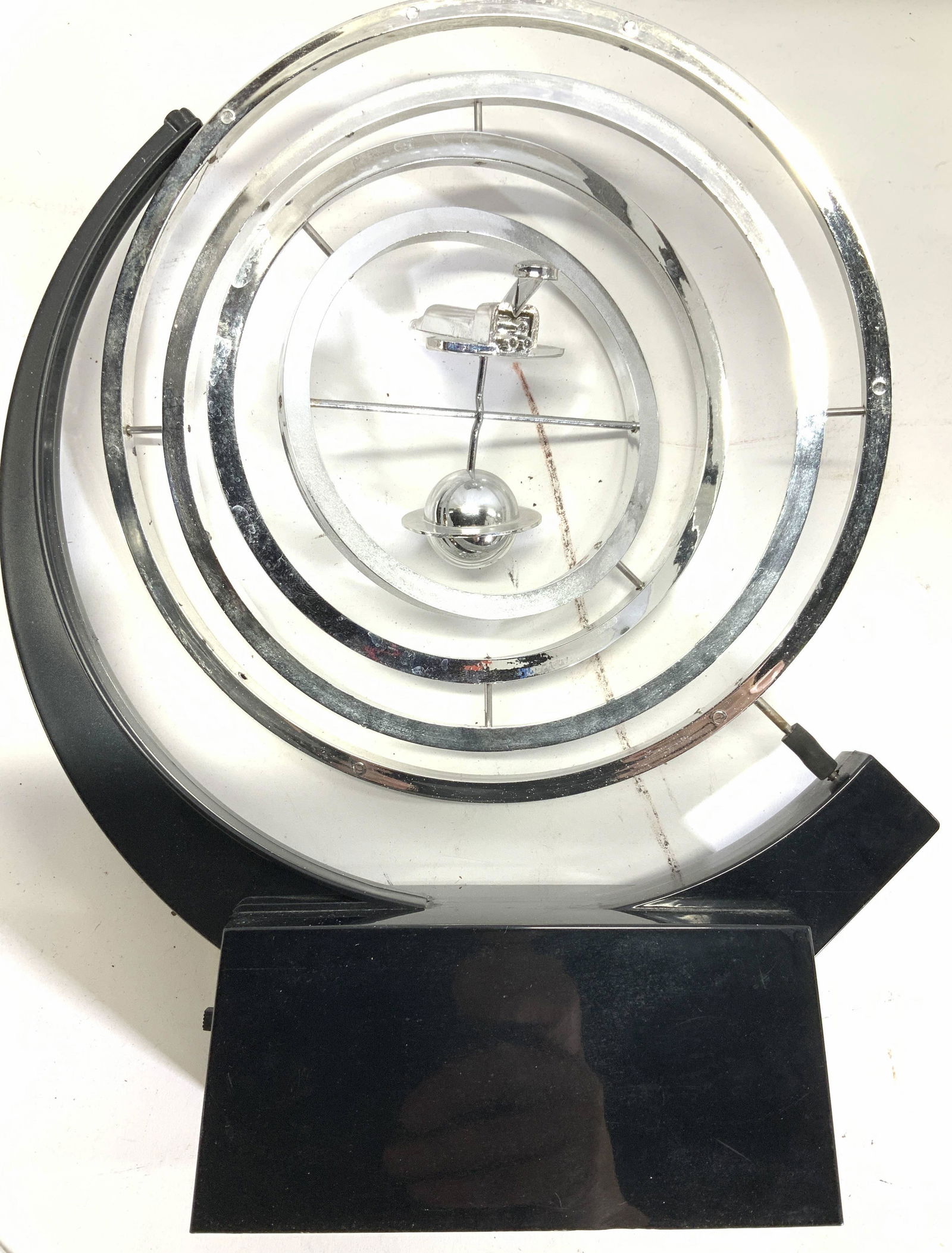 Battery Operated Aero Dynamic Spaceship Toy (1 of 6)