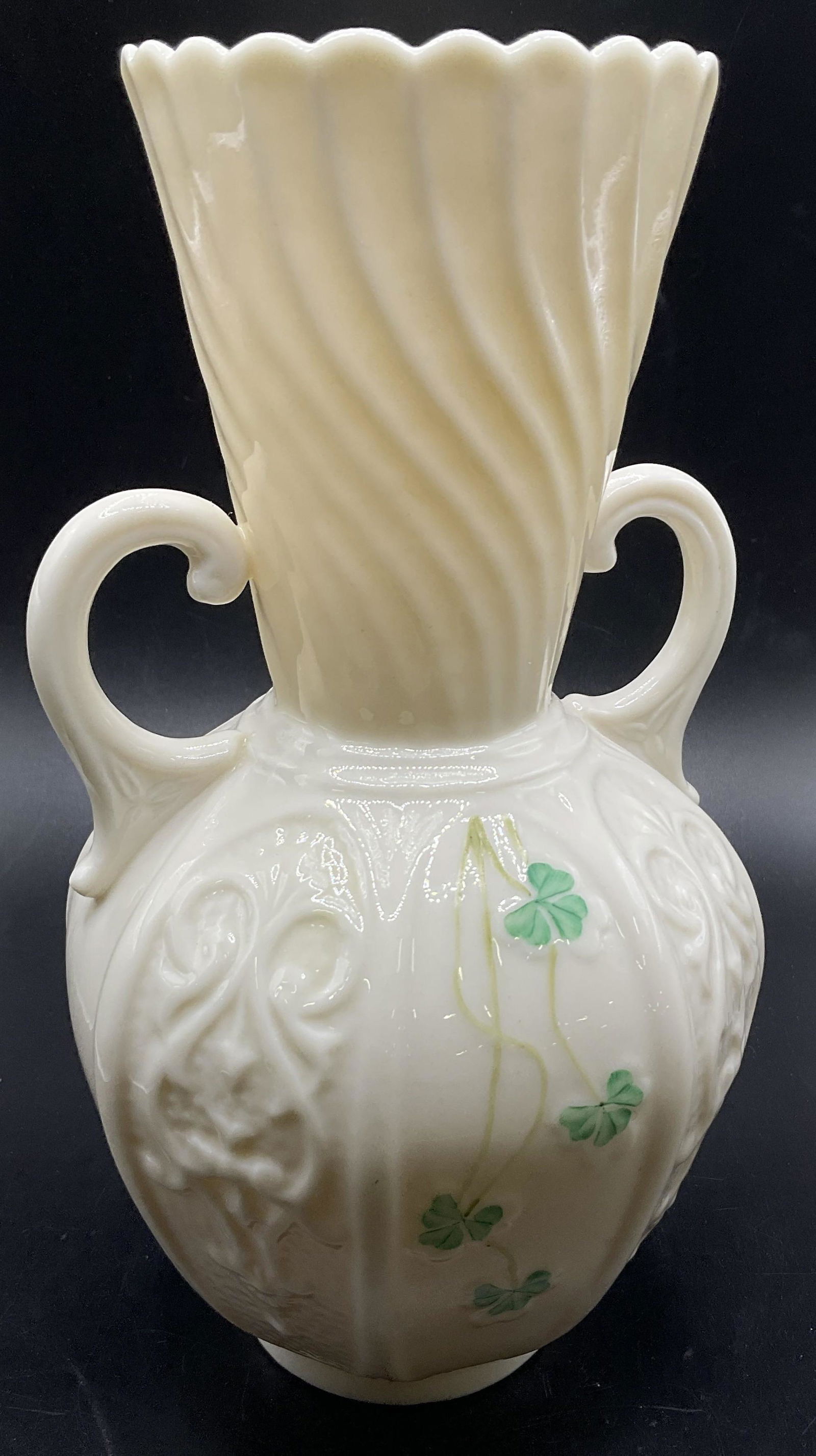 Irish BELLEEK Vase W Clover Detail (1 of 6)