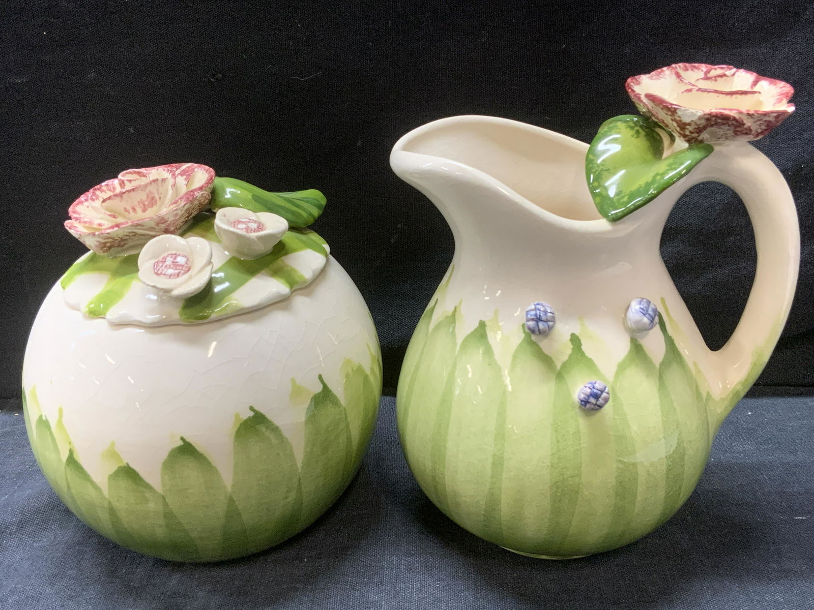 PAPER WINDOWS Majolica Creamer & Lidded Bowl (1 of 5)
