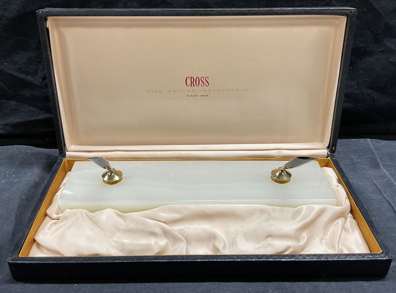 Vintage CROSS Pedrara Onyx Pen Holder (1 of 7)