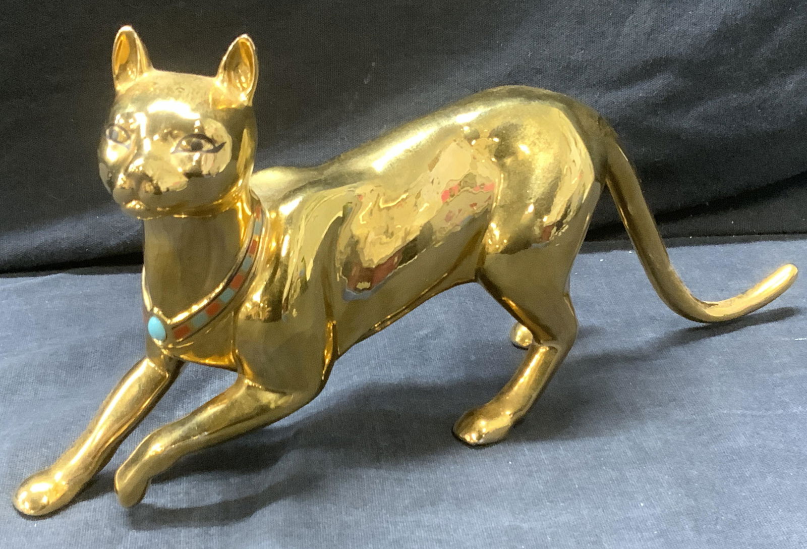 FRANKLIN MINT Gilt Porcelain Cat Figurine (1 of 6)