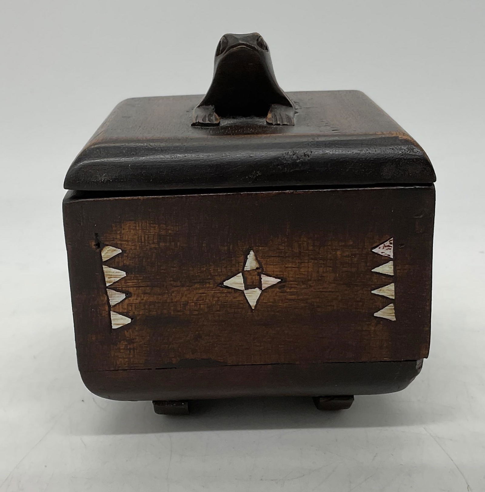 Inlaid Shell and Wooden Keepsake Box (1 of 7)