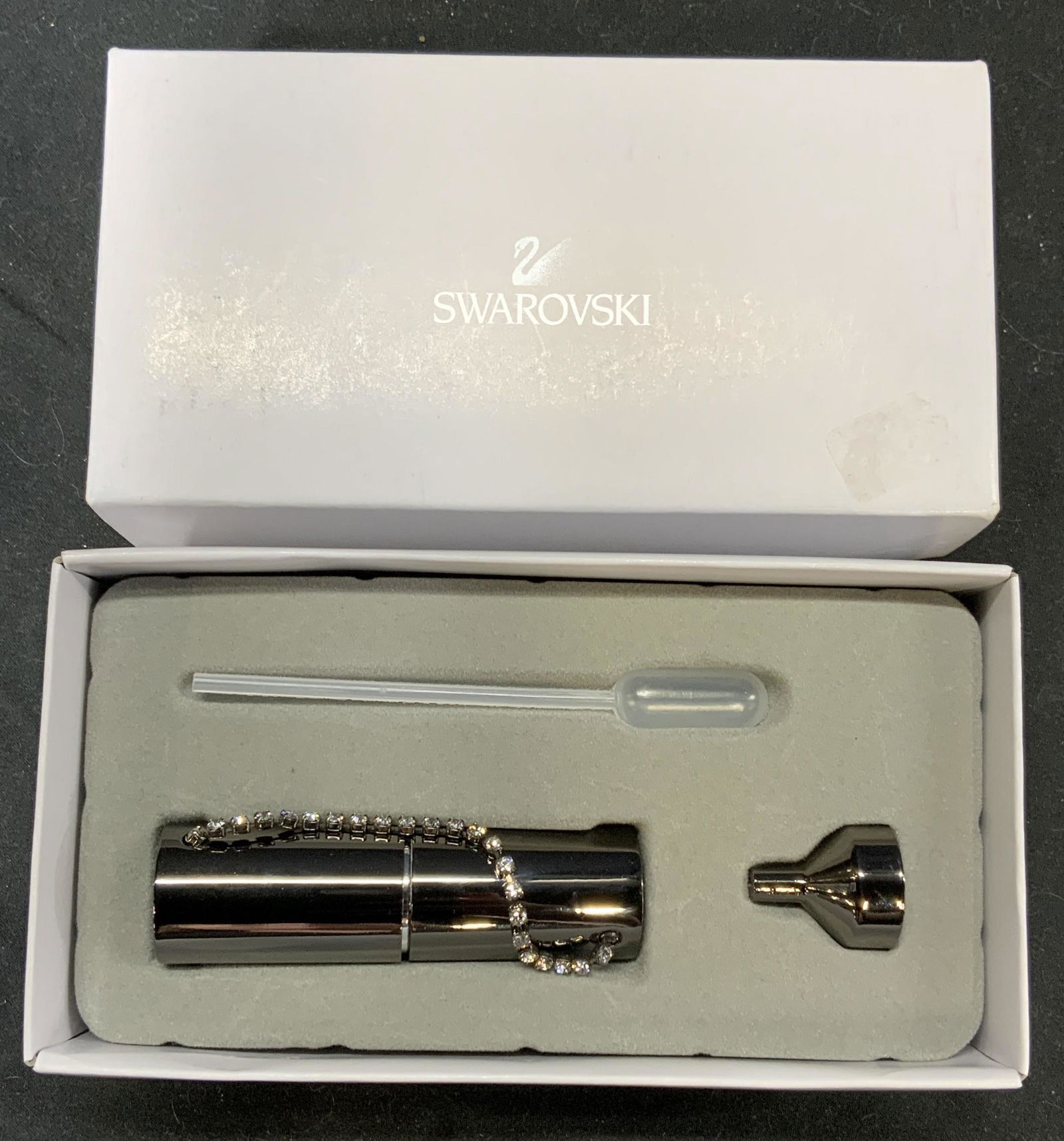 SWAROVSKI Atomizer New In Box (1 of 7)