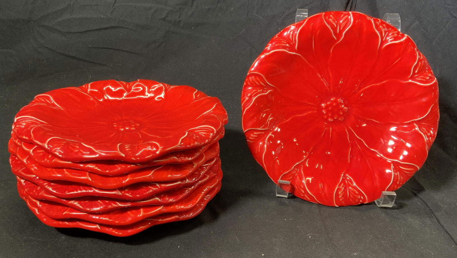 Set 8 Bright Red Poinsettia Ceramic Plates, Japan (1 of 6)