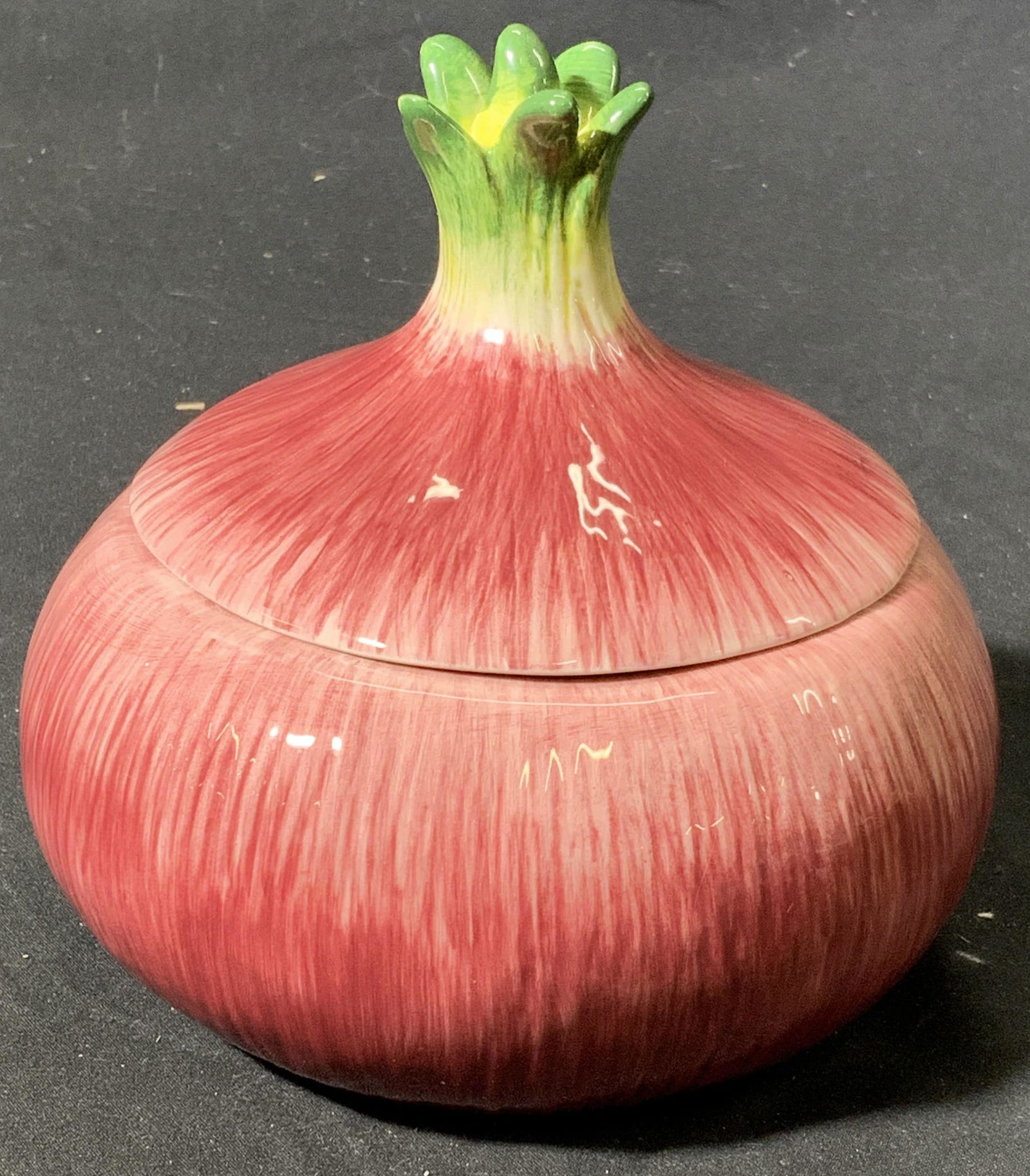 FITZ & FLOYD Ceramic Red Onion Jar (1 of 4)