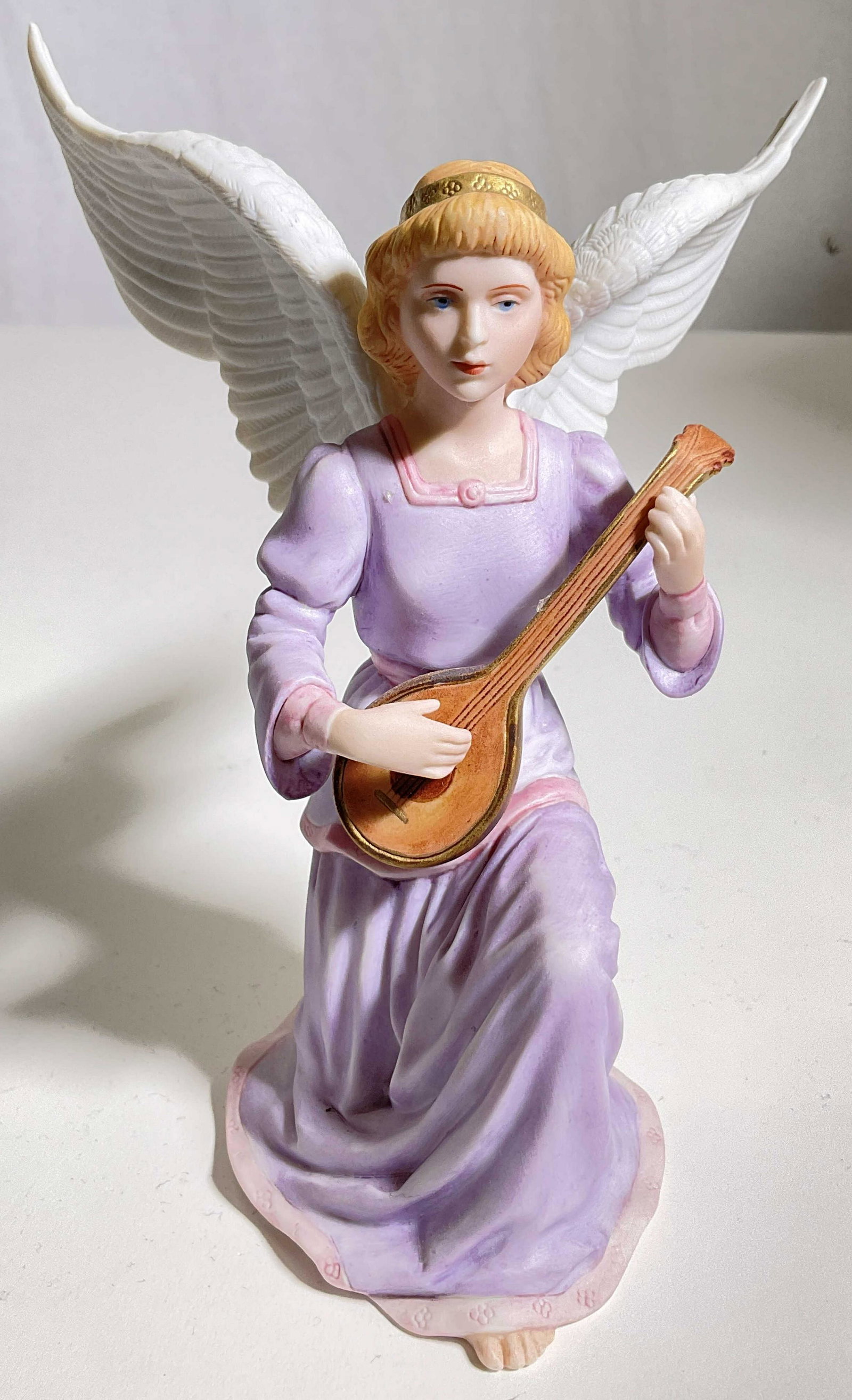 LENOX Porcelain Limited Edition Angel: Lenox limited edition Angel statue. Kneeled angle playing stringed instrument. Measure approx 5W x 6.25 H inches. Property of Palm Beach, Fl Estate. Lenox, limited edition lenox porcelain, lenox porce