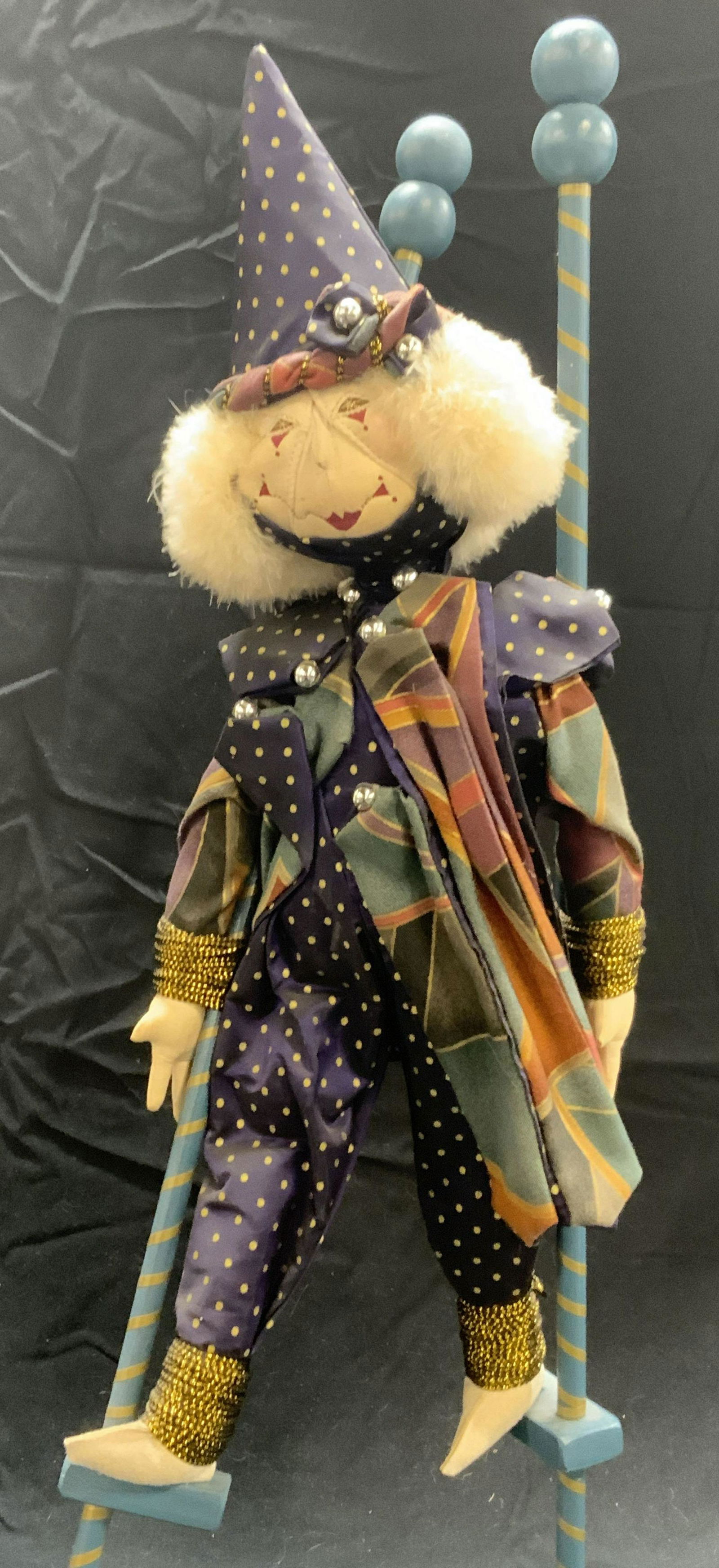 Vintage Signed Handmade Clown Sculpture (1 of 9)