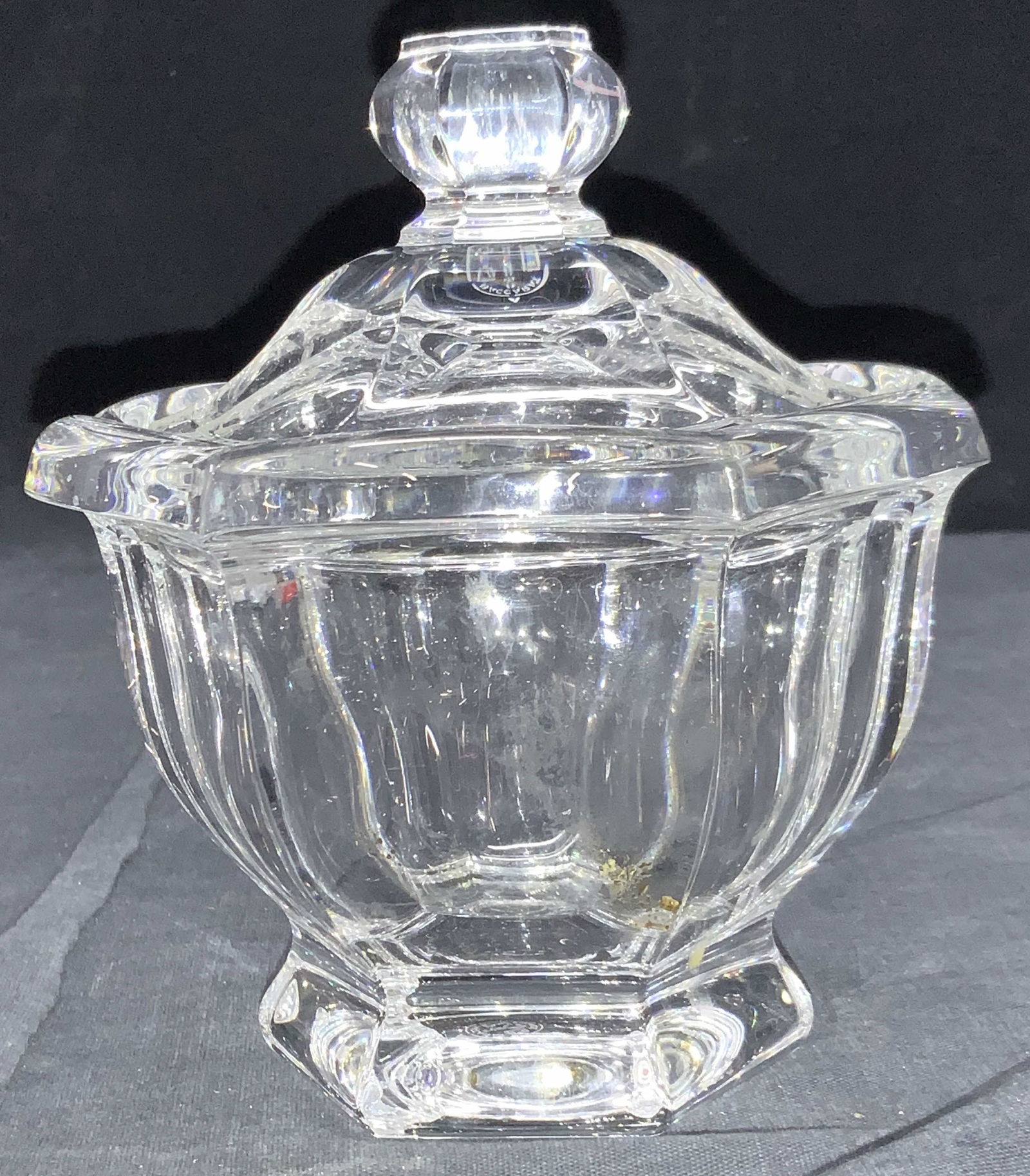 BACCARAT FRANCE Crystal Lidded Vessel (1 of 7)