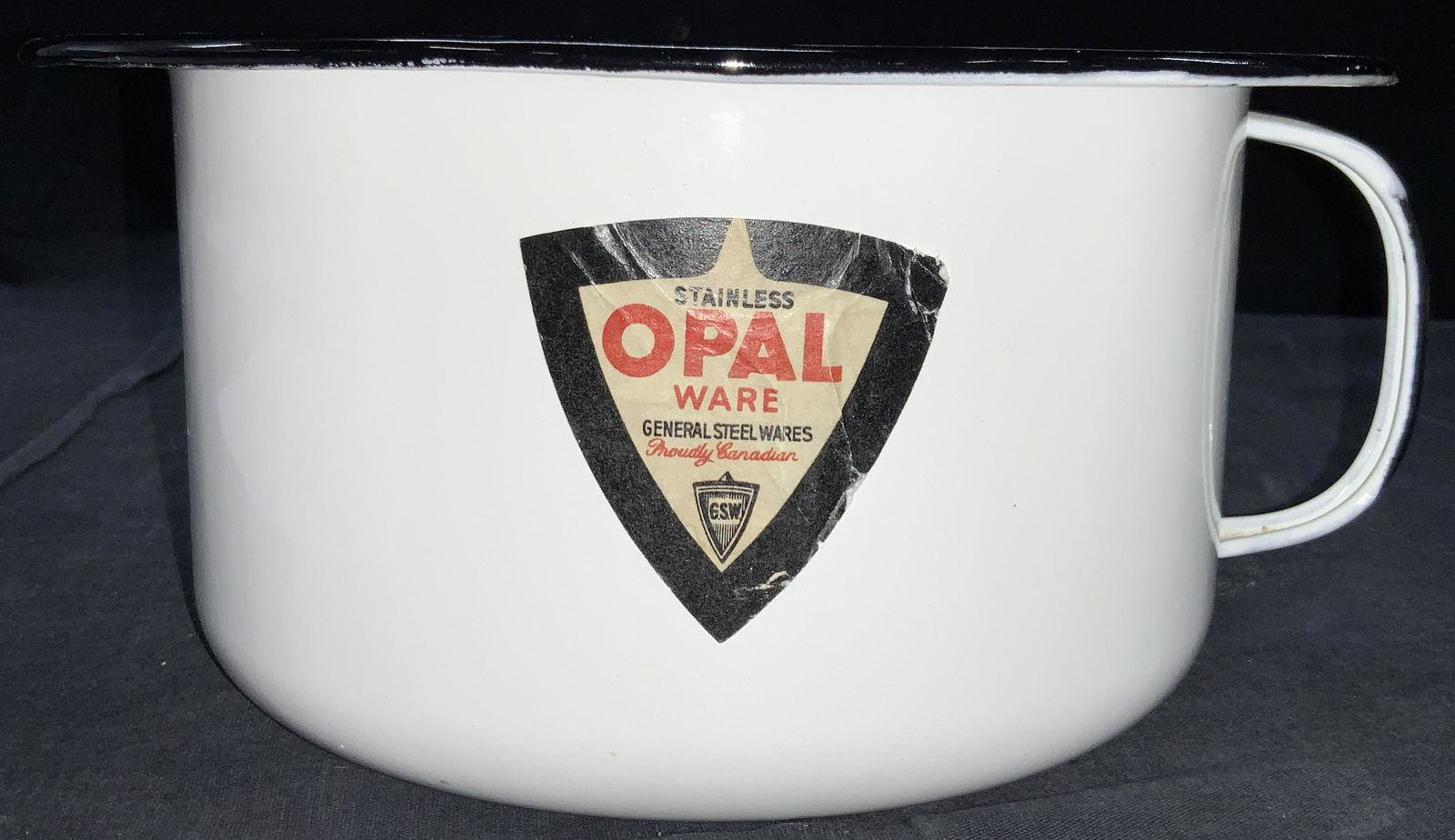 Vintage STAINLESS OPAL WARE Enamel Pot (1 of 6)