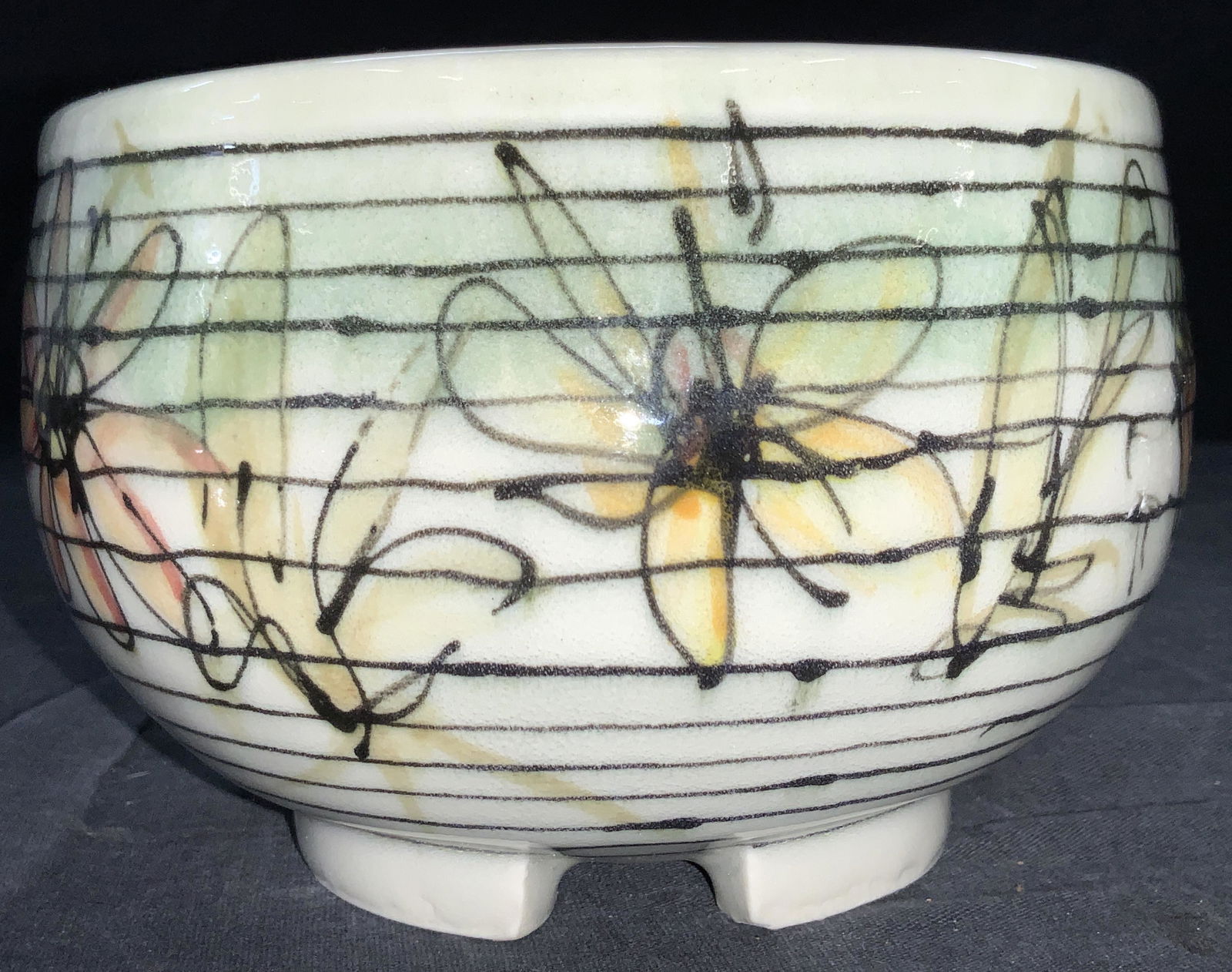 Signed Artist Crafted Ceramic Bowl (1 of 7)