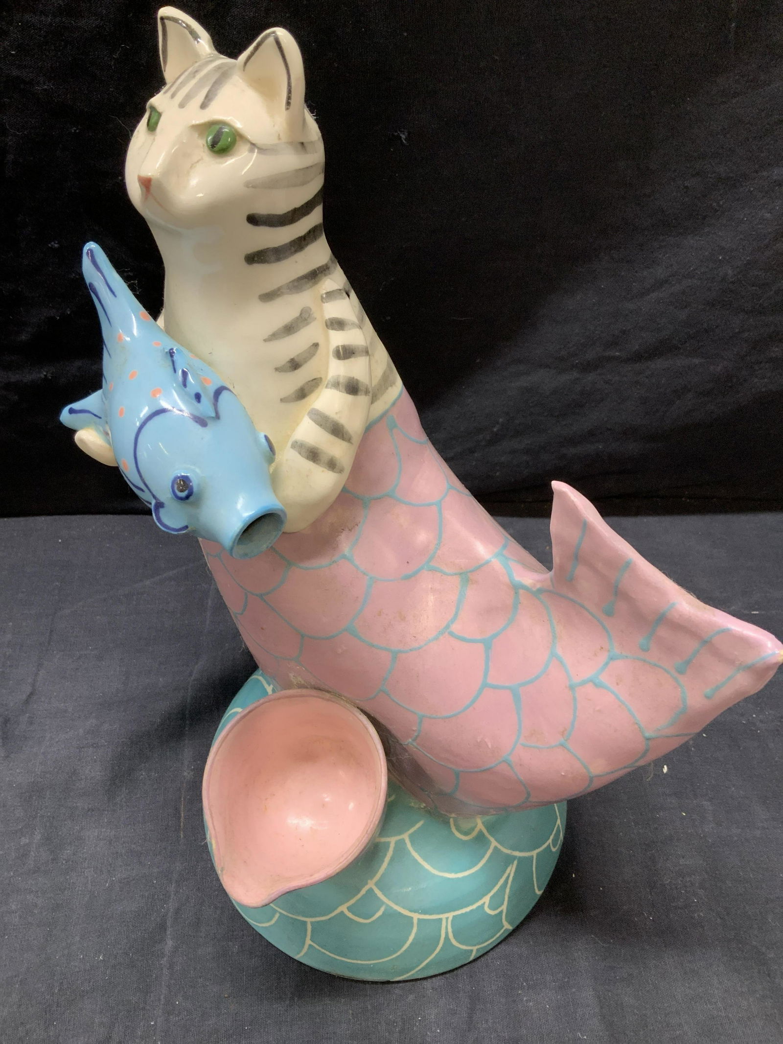 SGN Whimsical Ceramic Fountain, Solveig Cox (1 of 10)