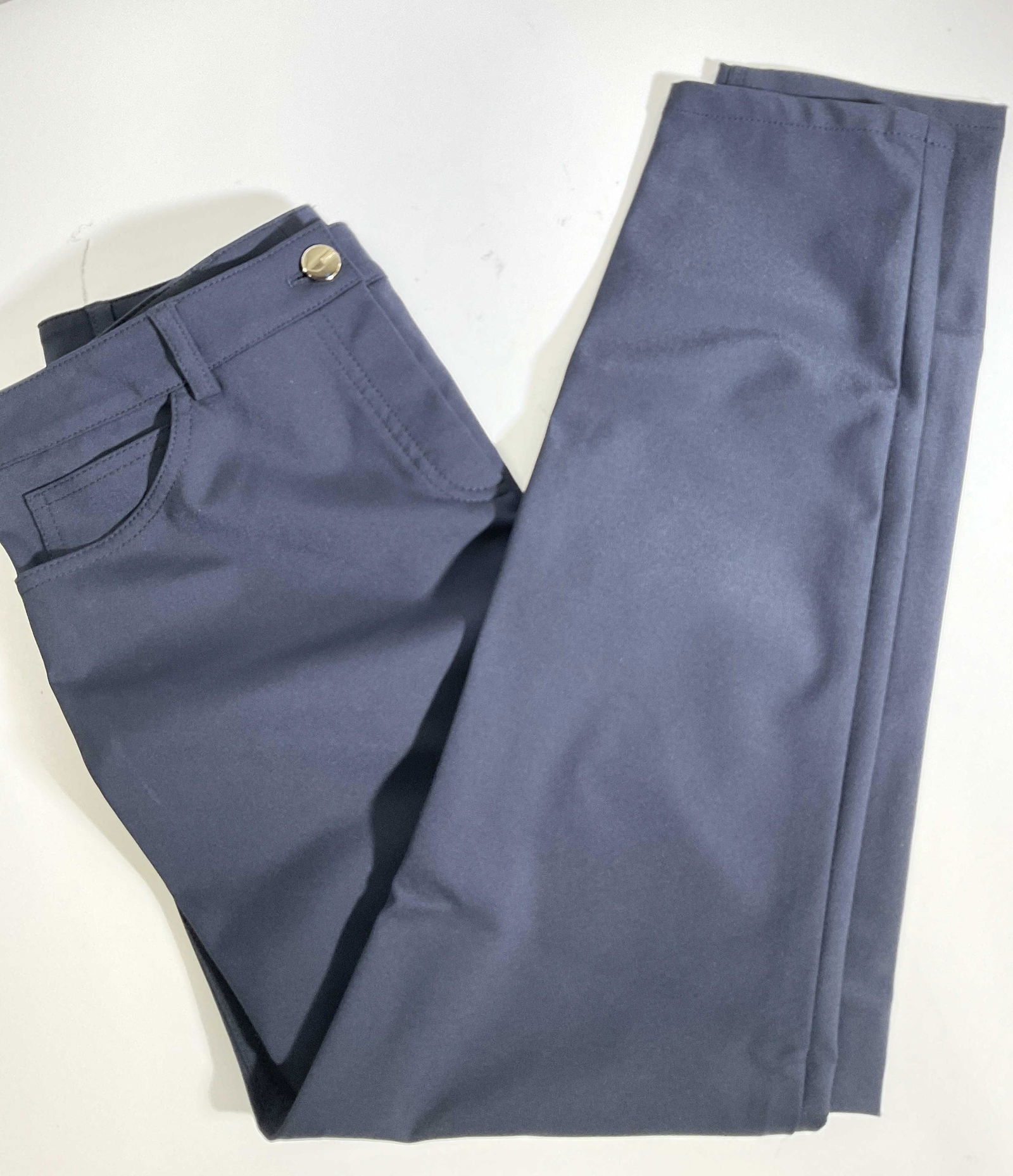 ESCADA Navy Blue Pants: ESCADA Pants, size 36. Material tag reads 88% polymide, 12% elastane. Pockets to front and back, navy blue. Button & zipper closure. Surface wear consistent with age and use. Fall fashion, womens wear