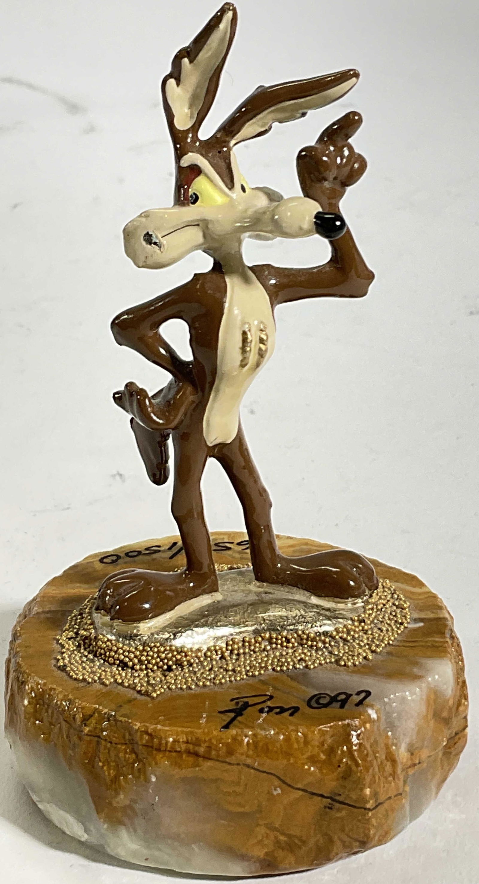 Signed Ron Lee Wile E Coyote, 1997 Looney Tunes (1 of 6)