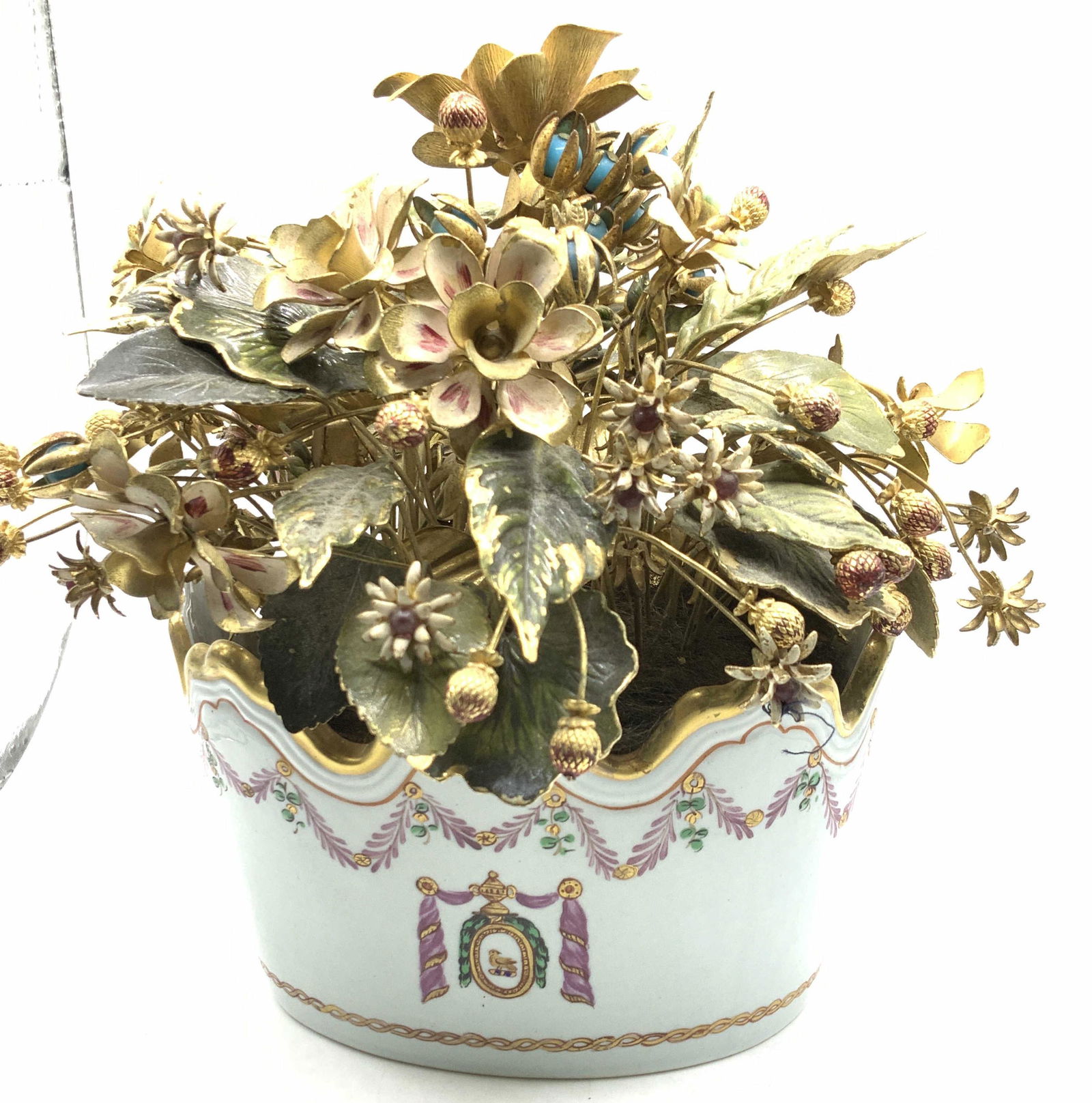 Porcelain Planter with Wire Art Flower Posey (1 of 6)