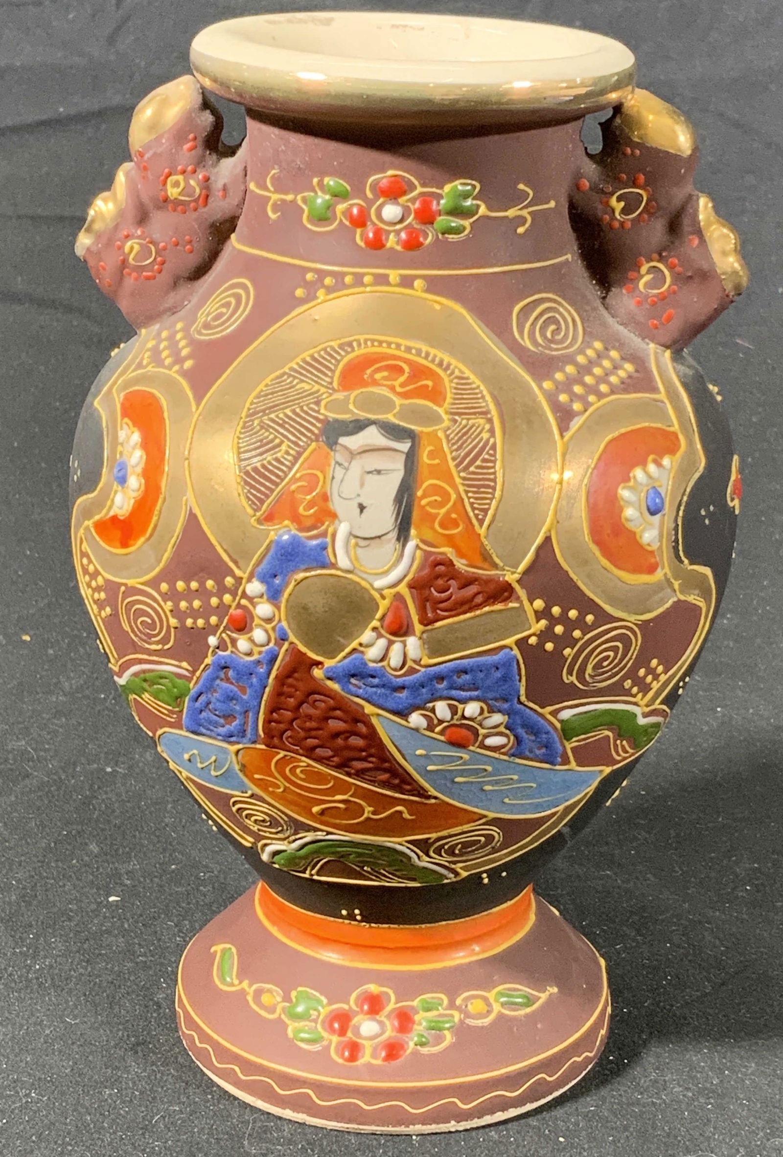 Japanese Traditional Style Figural Vase (1 of 6)