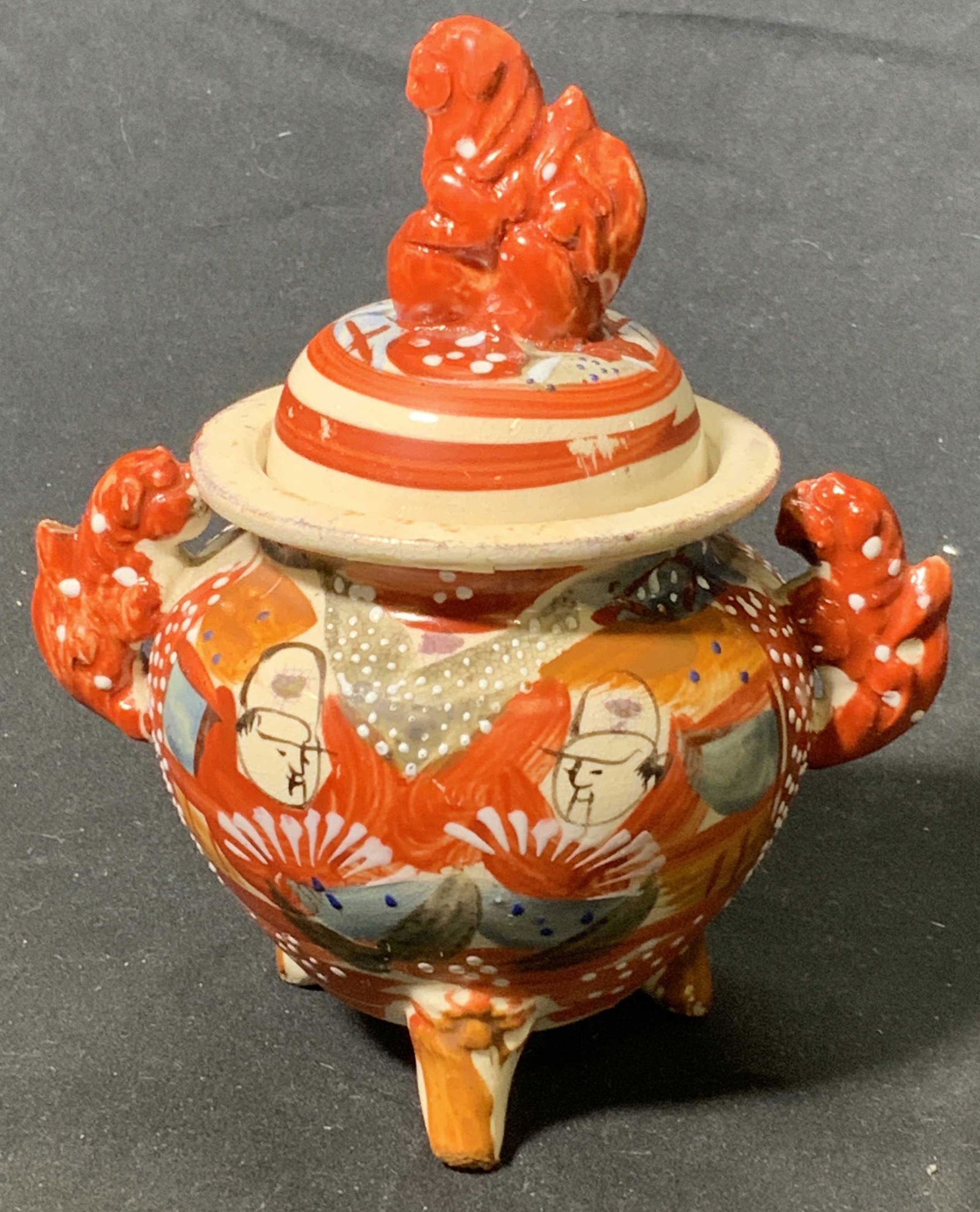 Asian Lidded Fu Dog Motif Vessel (1 of 6)