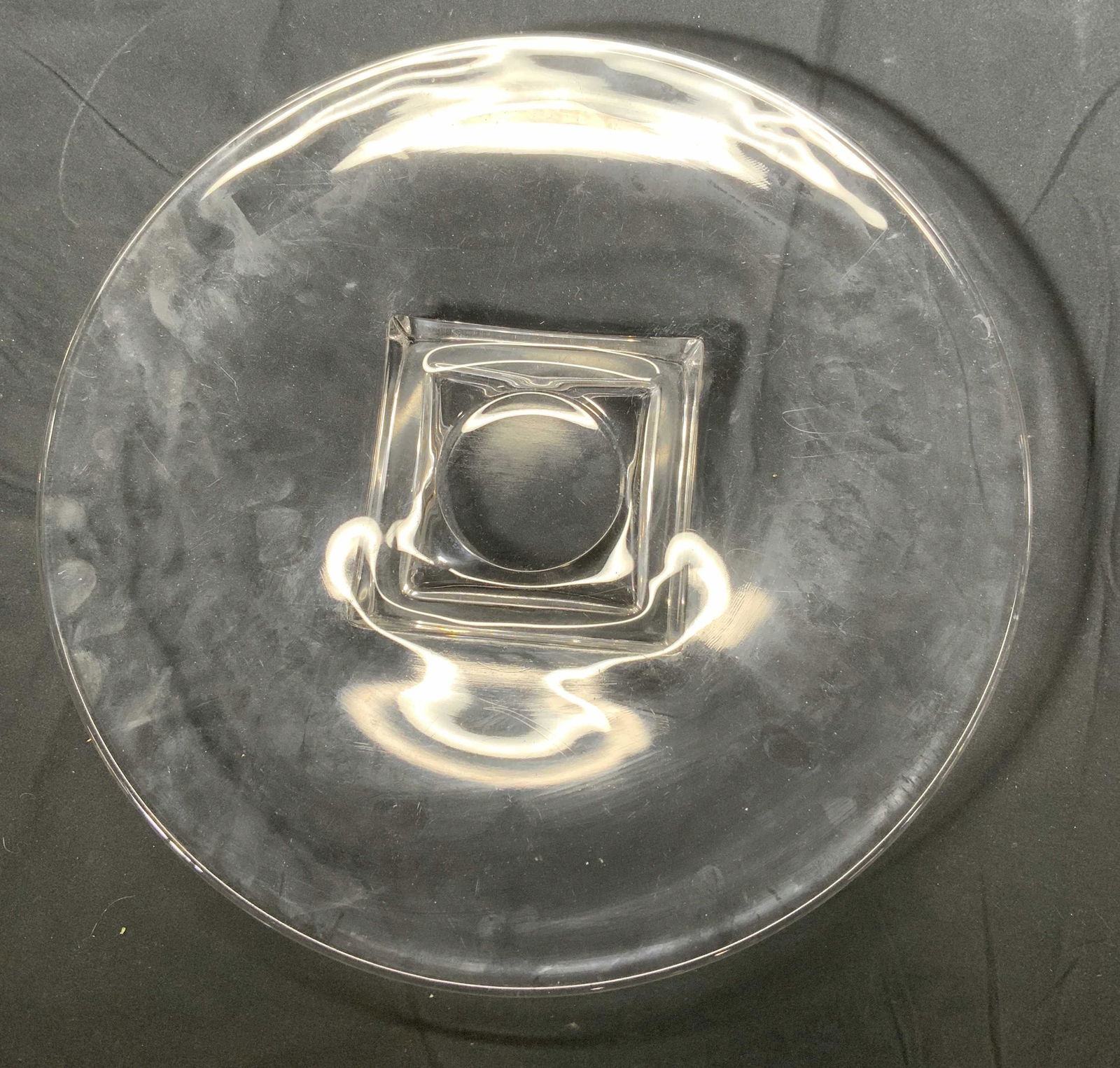 Large Round Glass Serving Plate (1 of 5)