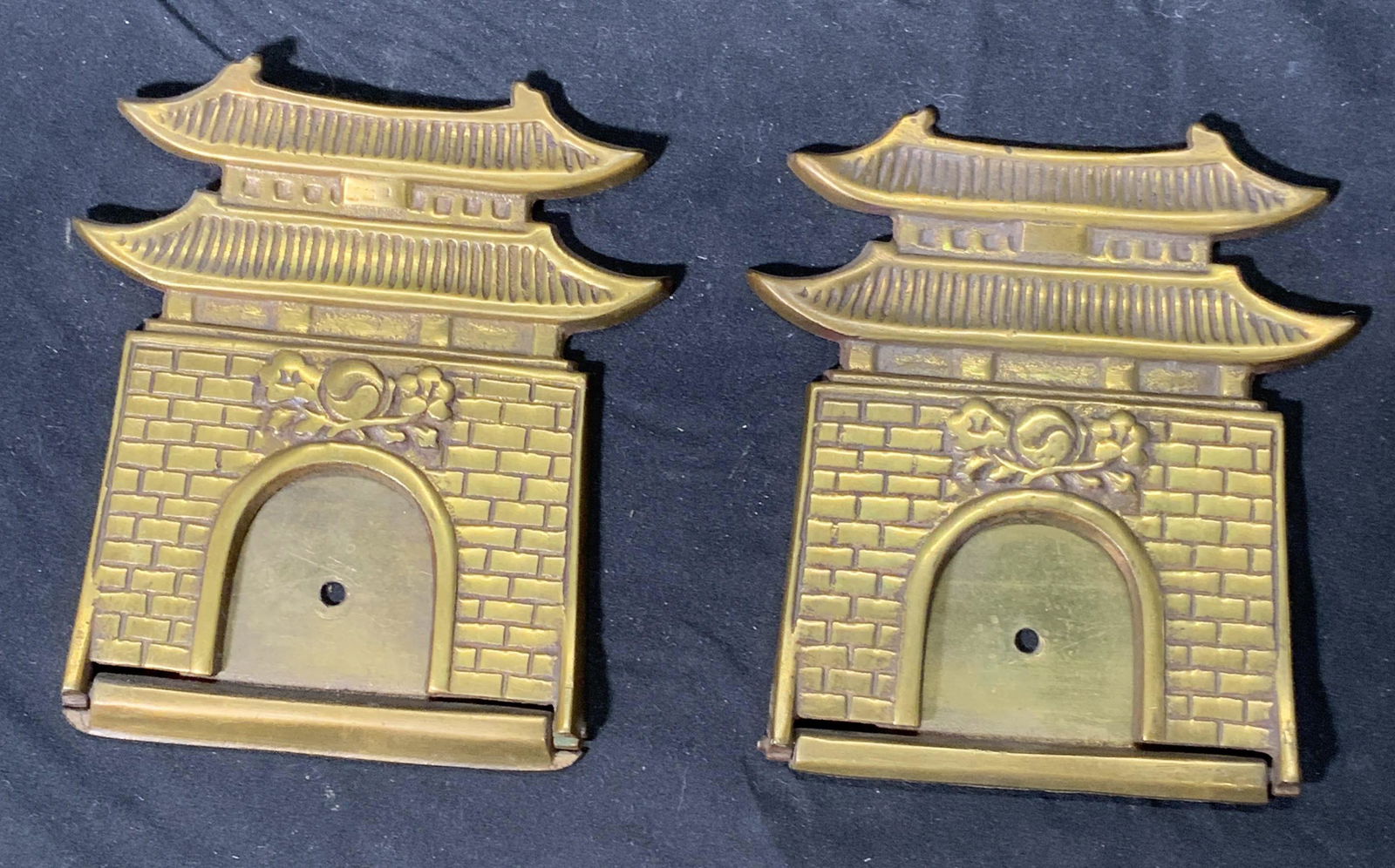 Lot 2 Embossed Brass Pagoda Motif Bookends (1 of 6)