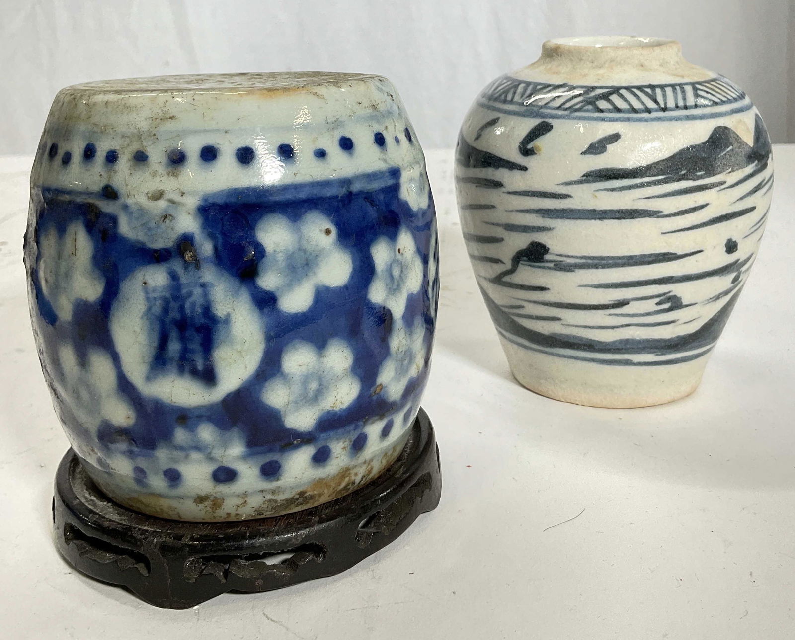 Lot 2 Vintage Ceramic Table Top Accessories (1 of 5)