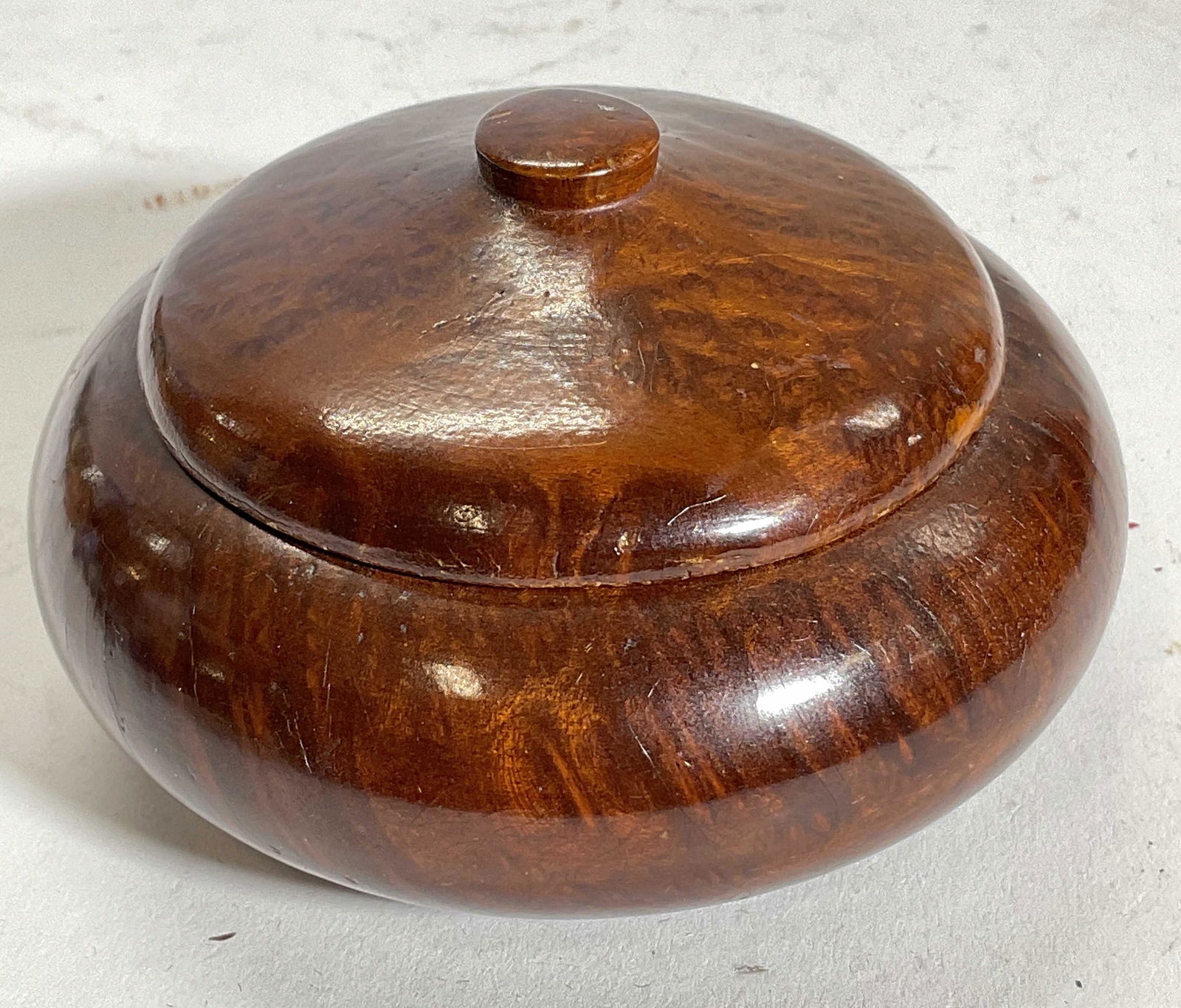 Small Round Redwood Trinket Box (1 of 4)