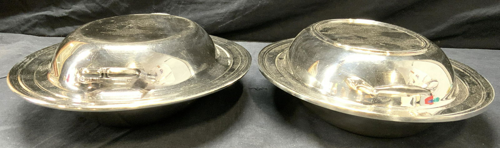 CRESCENT Pair Covered Serving Dishes (1 of 7)
