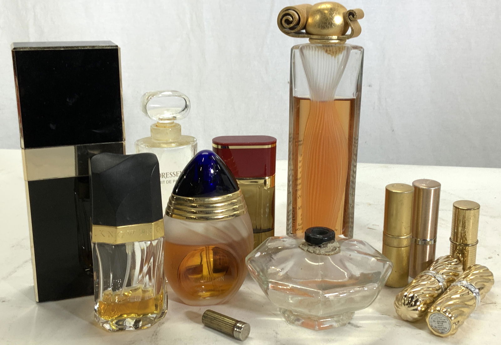 Vintage Lot 13 French Perfumes and Lipsticks (1 of 7)