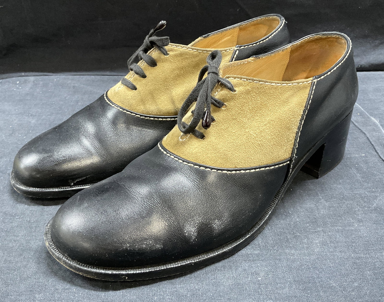 Leather & Suede Oxford Shoes: Leather & Suede Oxford Shoes, size reads 39 1/2, some inscriptions partially illegible, read Made in Italy, Fatte a Mano, heels measure 2 inches, wear consistent with use, Leather shoes, Oxford shoes,