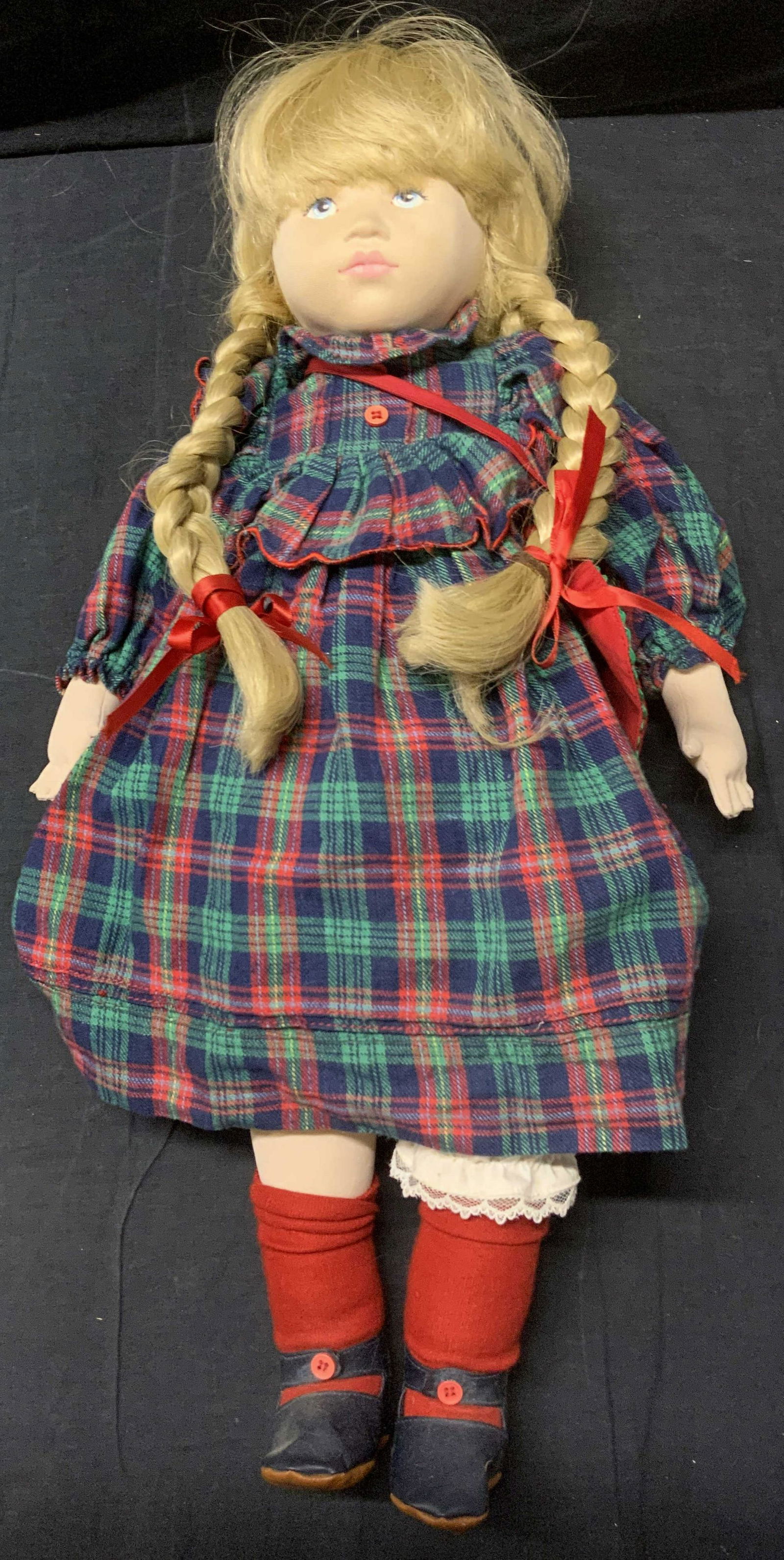 Vintage Little Girl Doll (1 of 4)