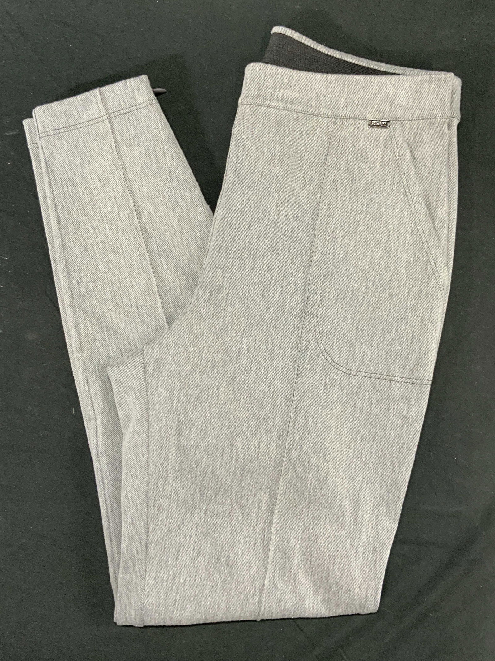 ST JOHN Grey Stretch Knit Tapered Pants (1 of 5)