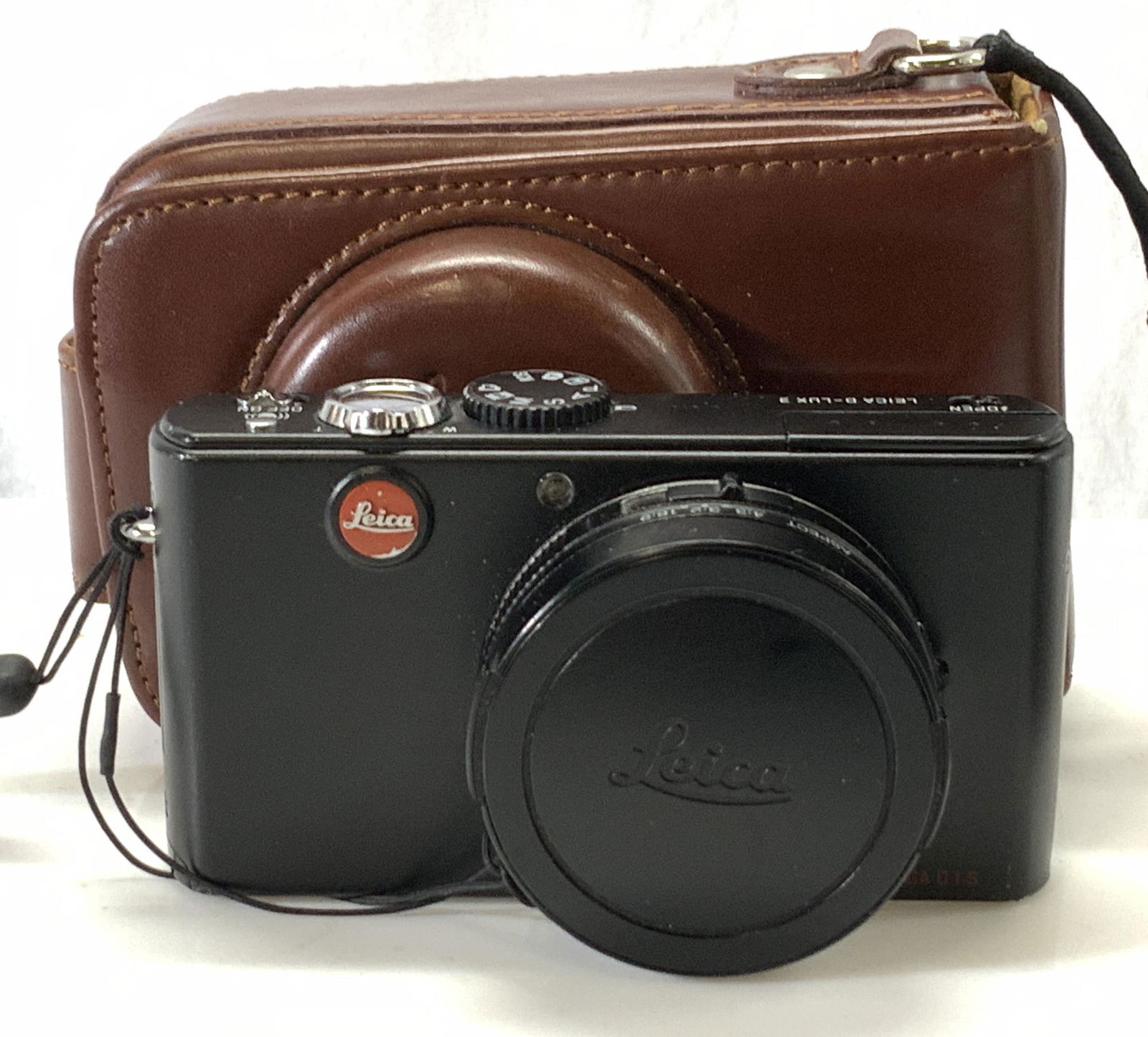 LEICA Digital Camera with Carry Case, Germany (1 of 8)