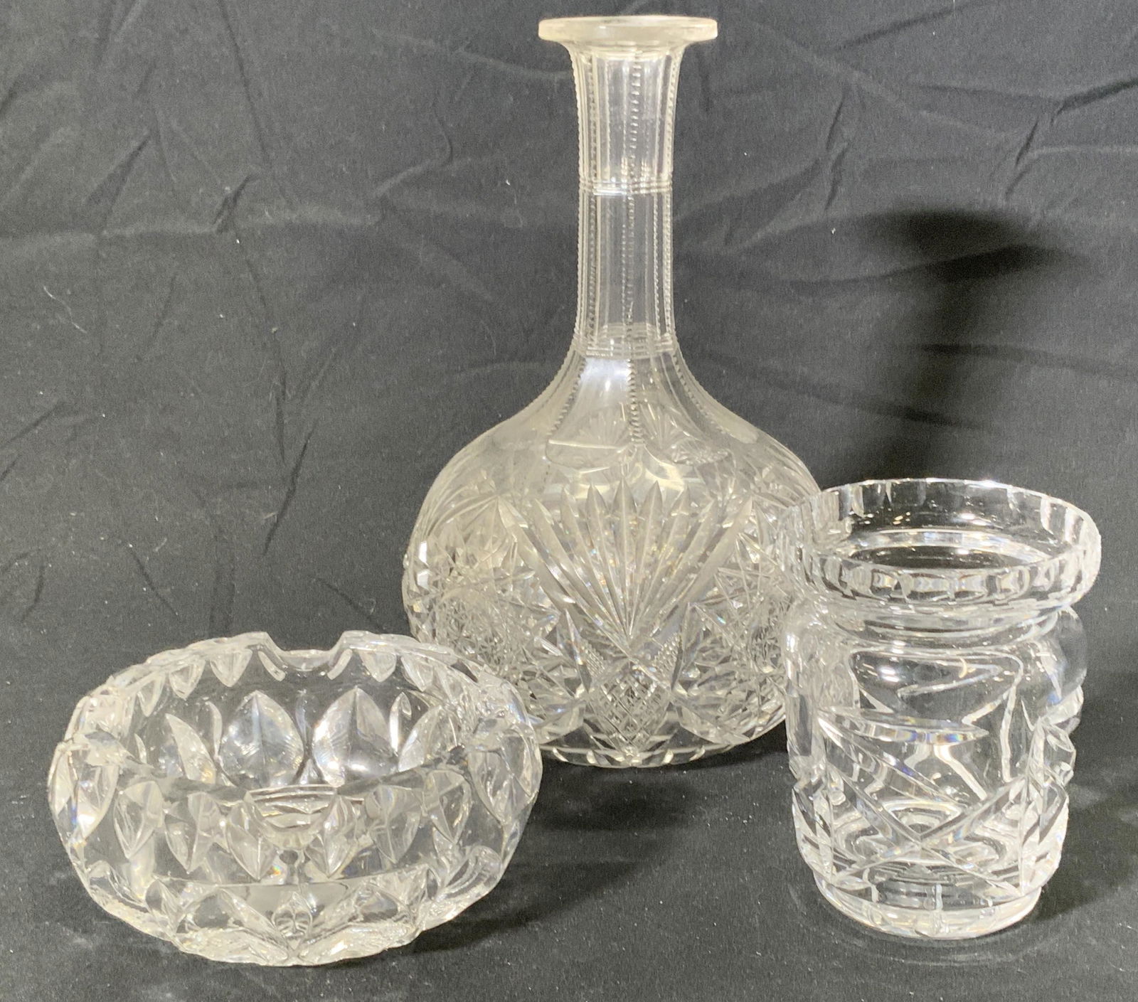 Lot 3 Cut Glass Decanter, Ashtray, & Jar (1 of 8)