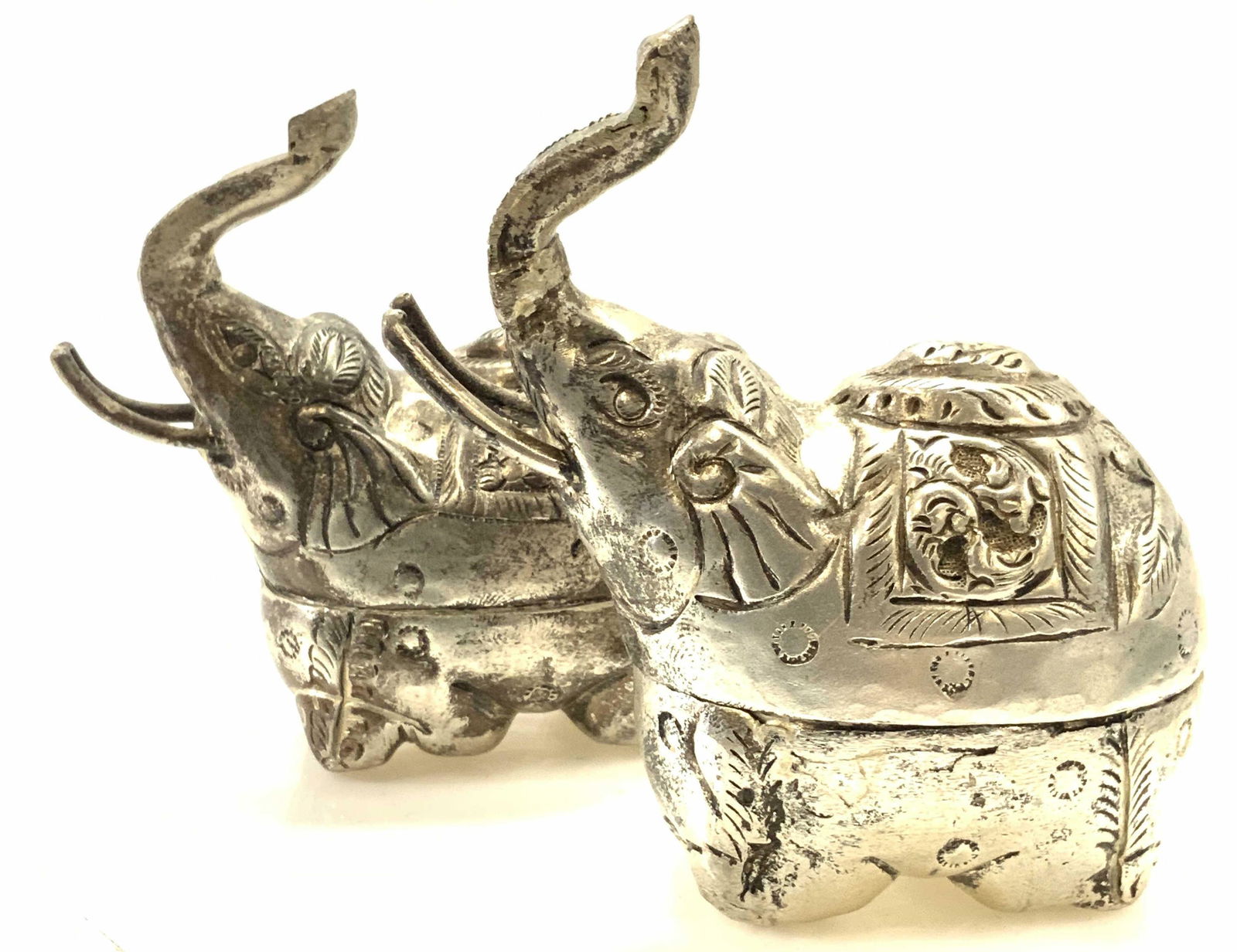 Pair Etched Silver tone Metal Elephant Figurals (1 of 5)
