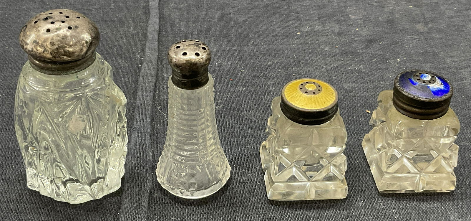 Lot 4 Kitchen Table Top Accessories, Silver & More (1 of 5)