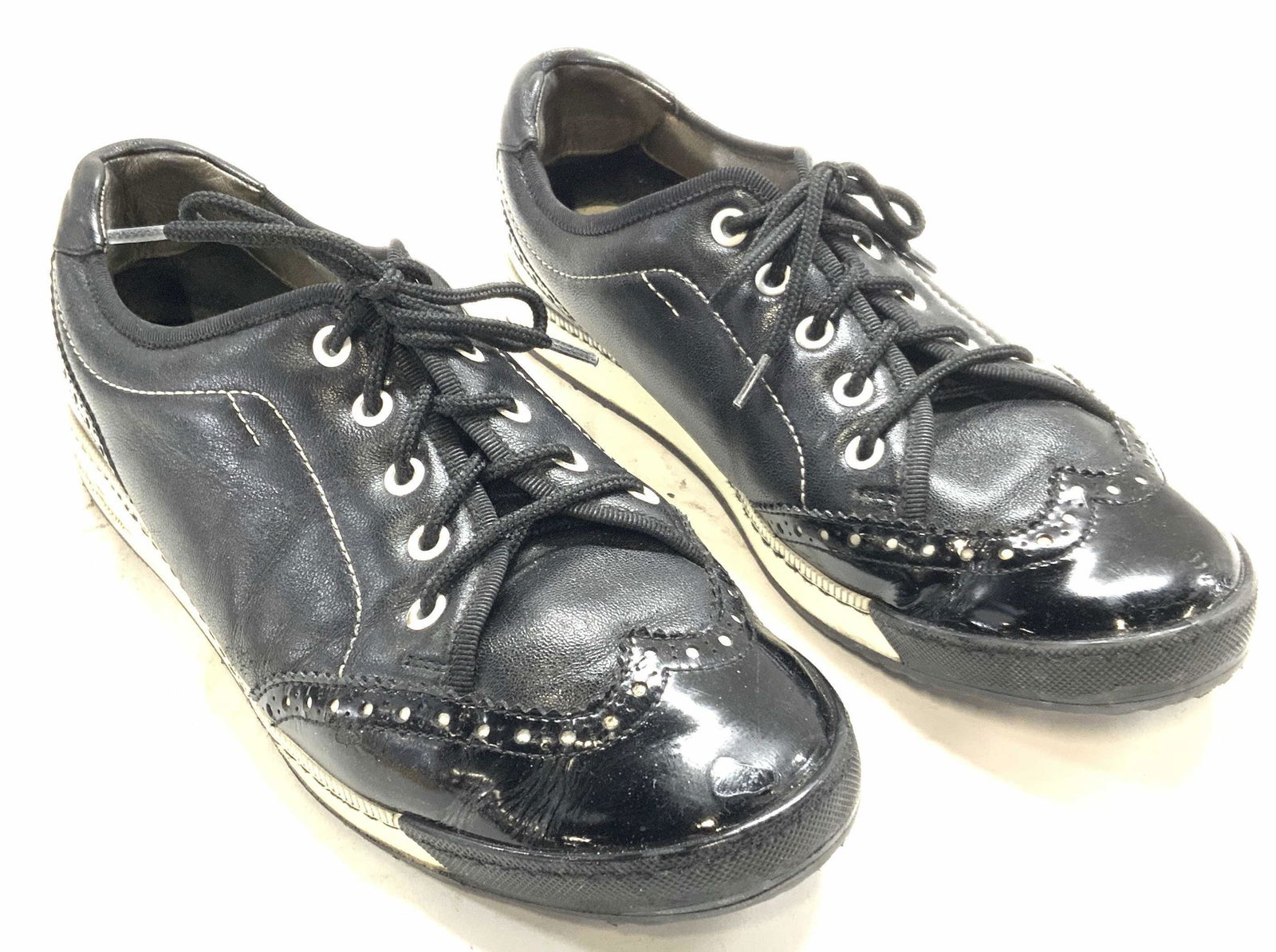 SALVATORE FERRAGAMO Black Oxford Style Sneaker (1 of 5)