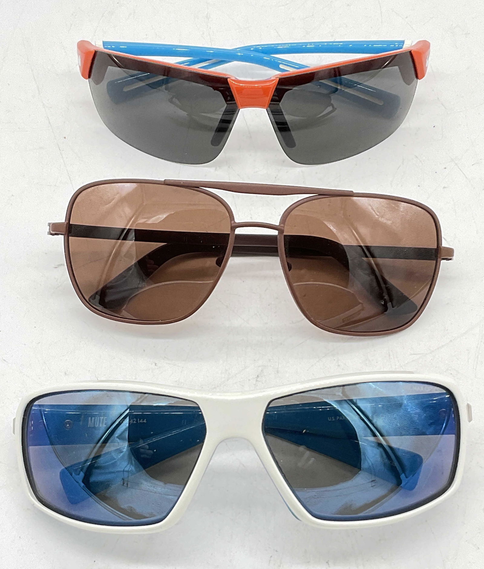 Lot 3 Sports Sunglasses, Nike (1 of 5)