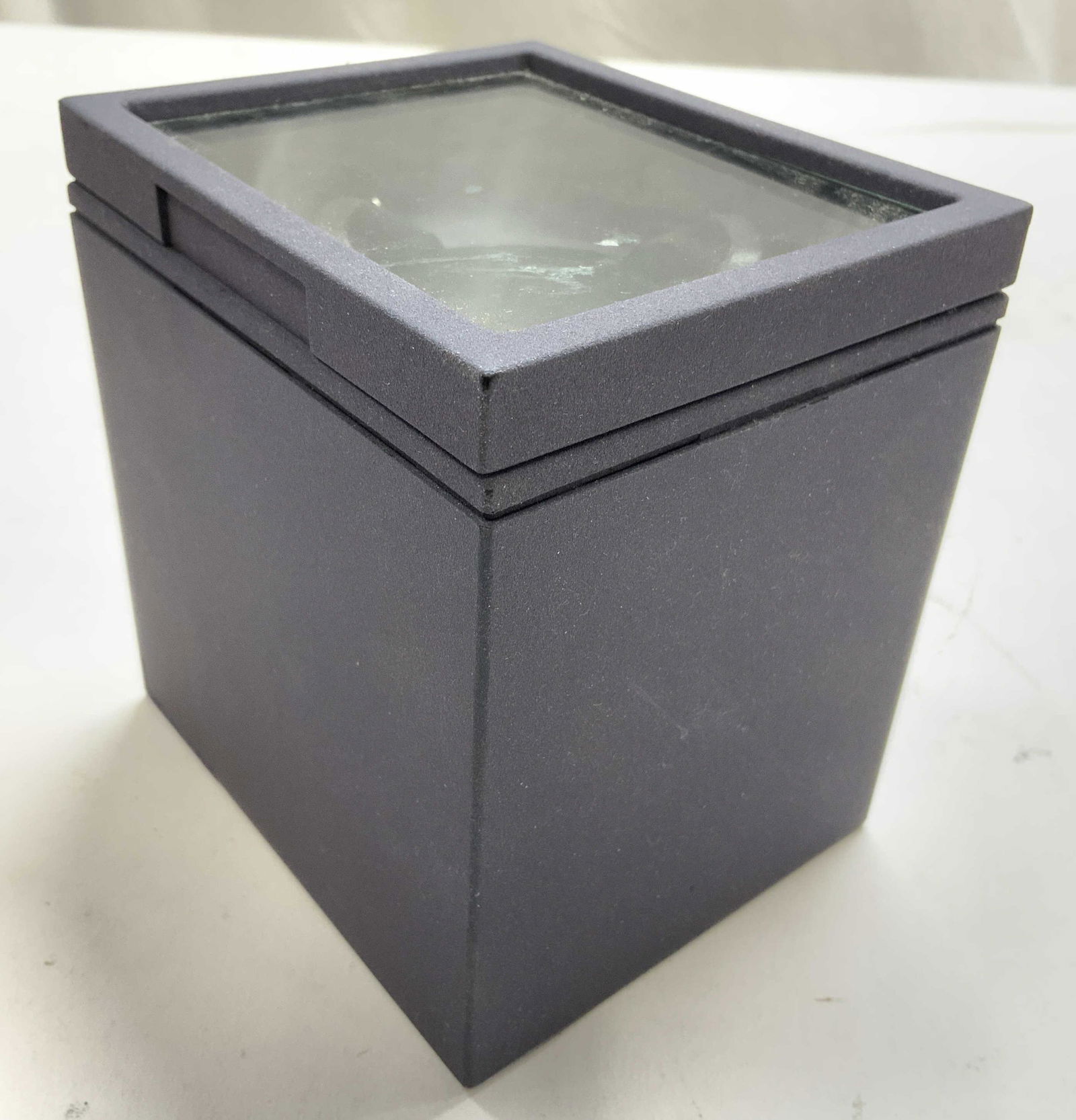 UNDERWOOD LTD ROTO BOX For Watch: Underside Is marked UNDERWOOD (LONDON) LTD ROTO BOX. Piece is navy toned w black interior. Box measures approx 4.5 inches tall & deep 3.5 inches wide. ROTO box, lidded ROTO box, Underwood Ltd ROTO box