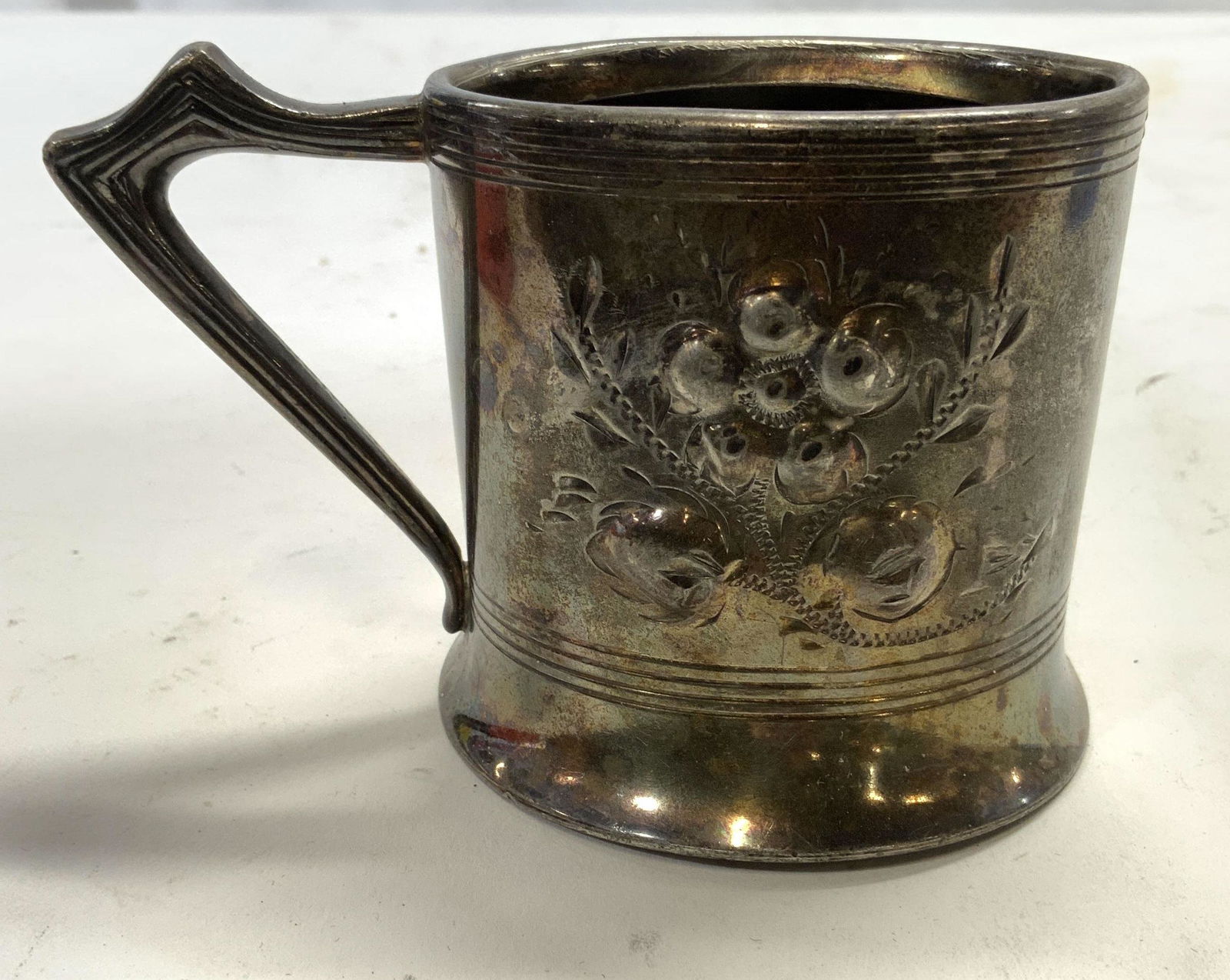 RODGERS SILVER QUADRUPLE Plated Vessel W Handle (1 of 8)