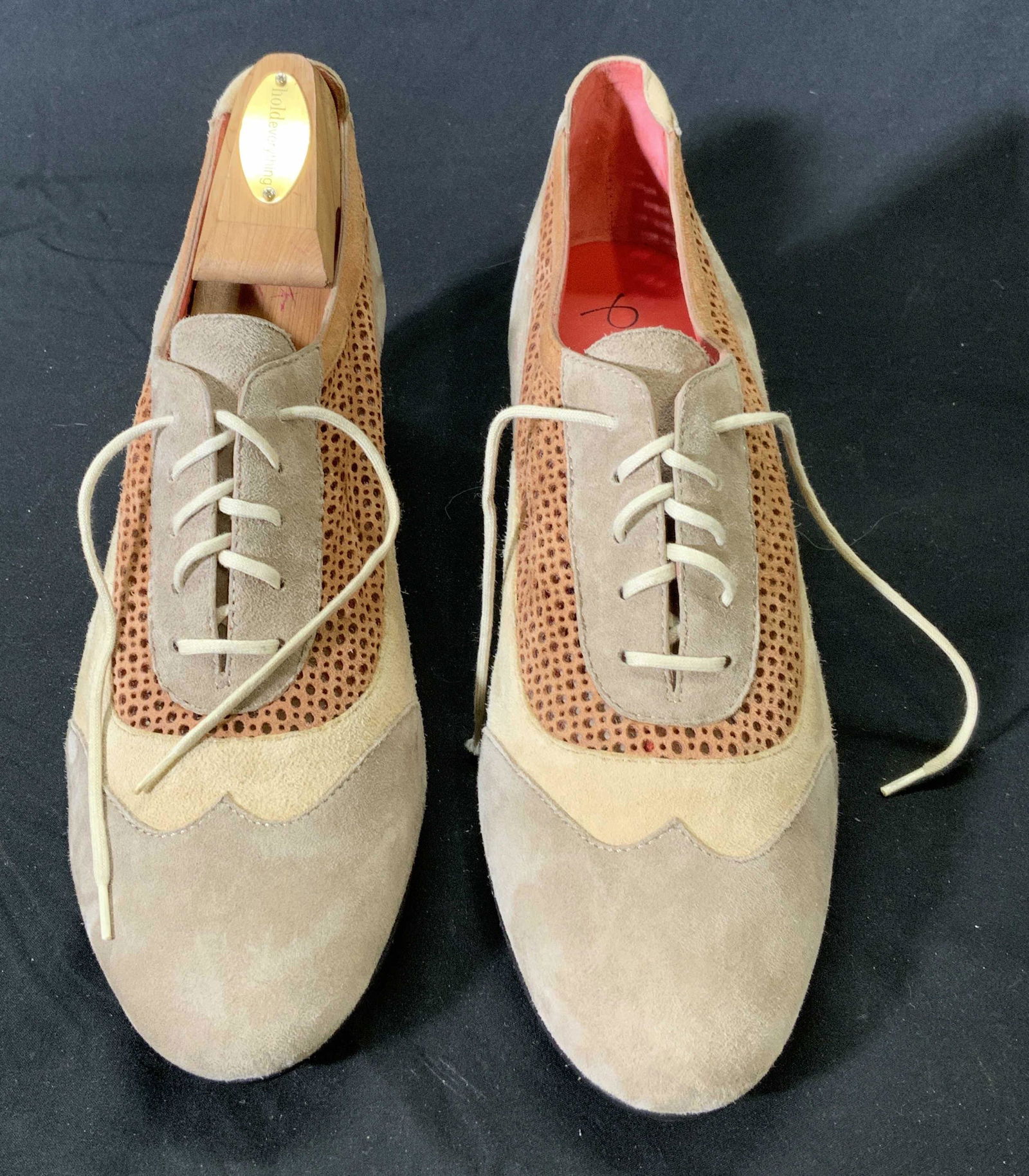 PAS OLE ROUGE Beige Suede Oxford Heels (1 of 6)