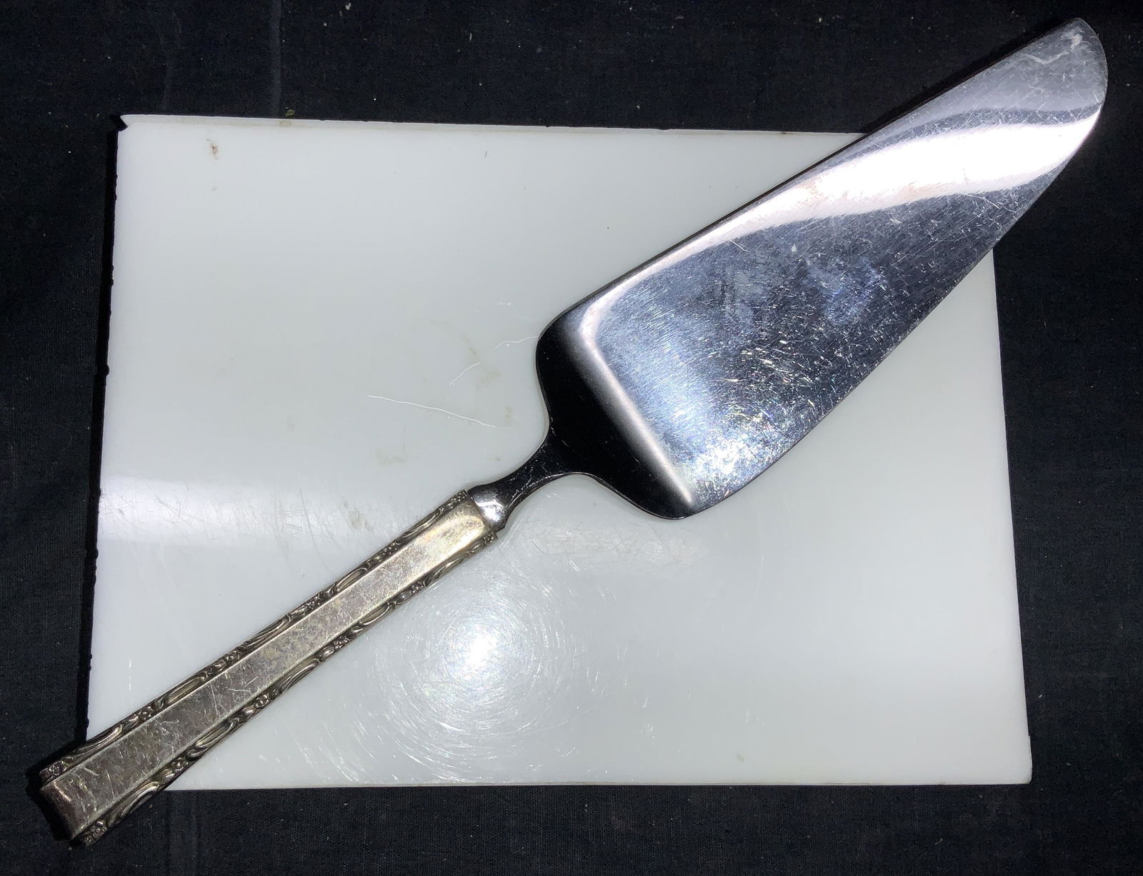 LUNT Server Utensil w Sterling Handle (1 of 4)