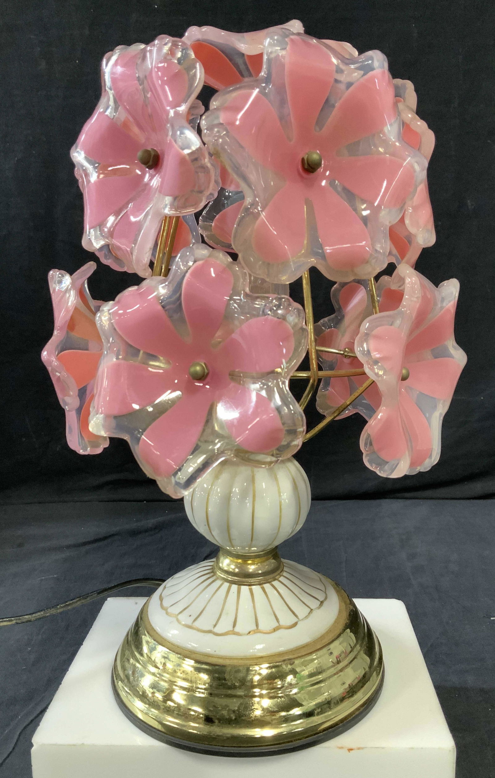 Mid Century Glass and Porcelain Flower Lamp (1 of 10)