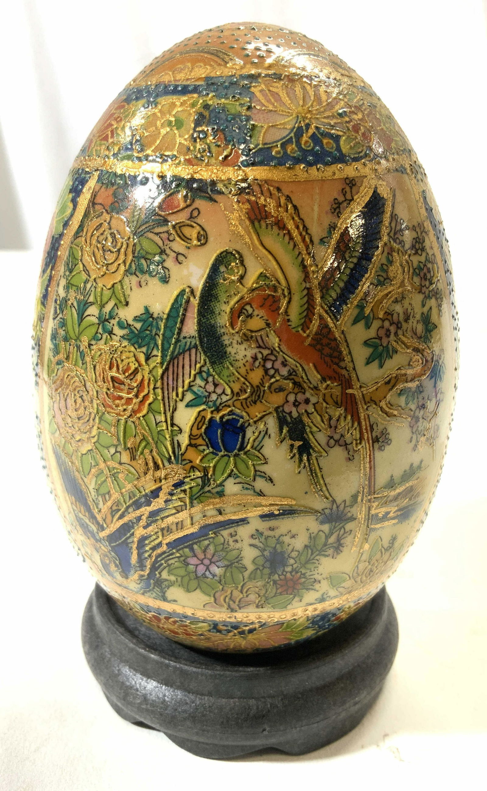 Trademarked Porcelain Egg w Stand (1 of 7)