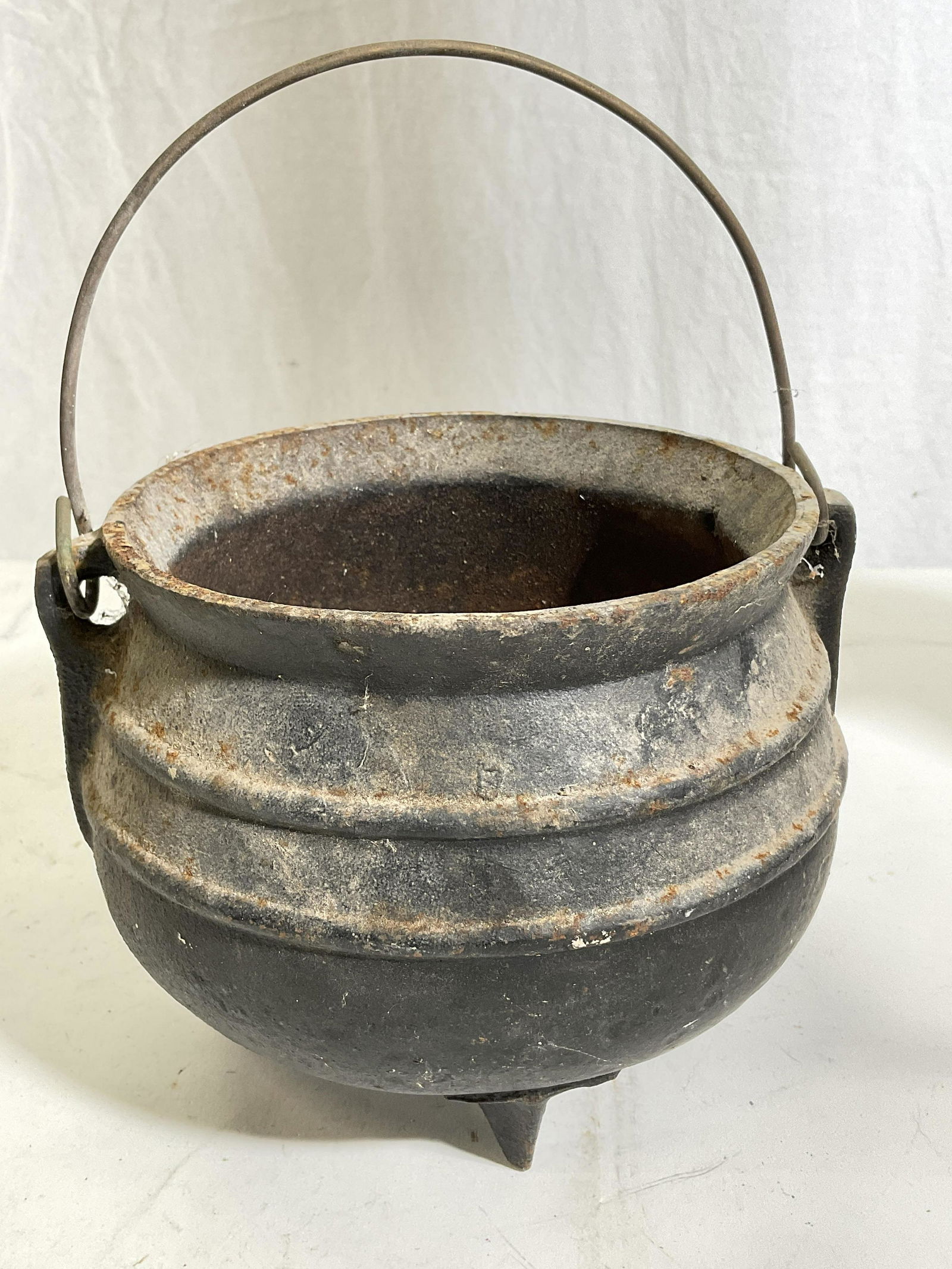 Tiny Cast Iron Cauldron (1 of 5)