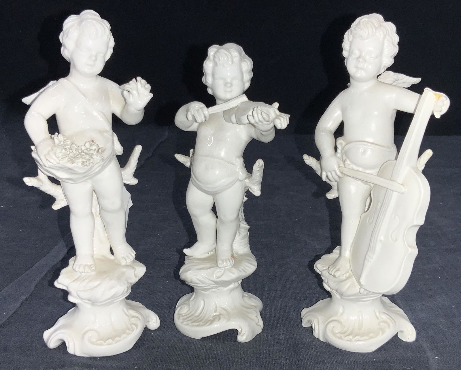3 Vintage Porcelain Cherub Figures (1 of 8)