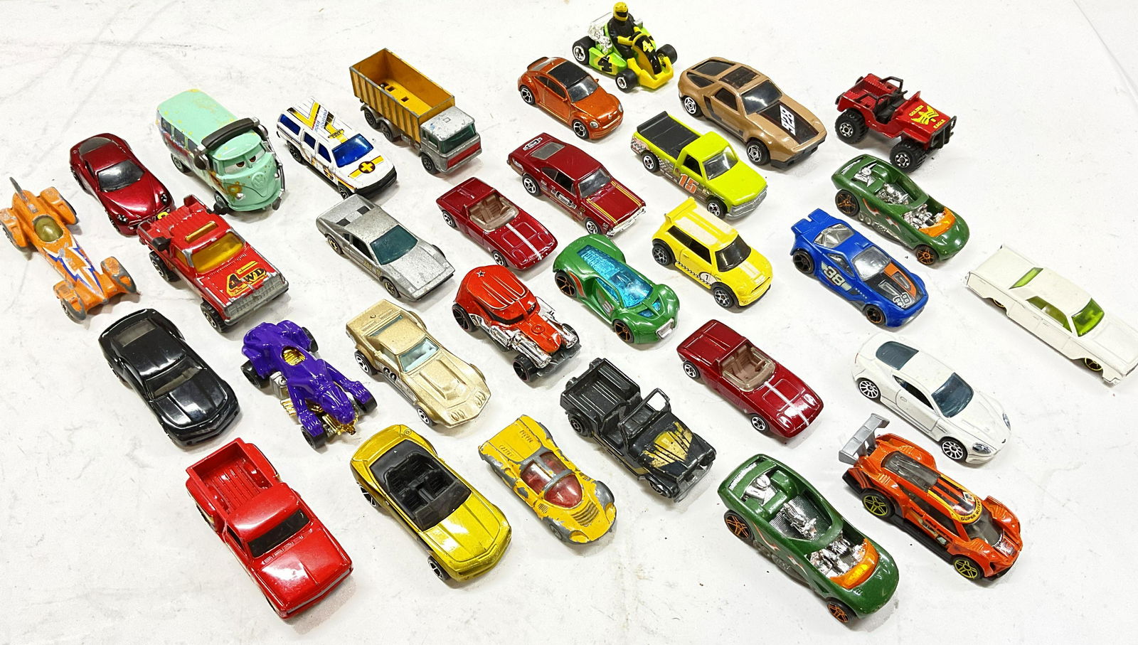 Group Lot Die Cast Model Cars (1 of 6)