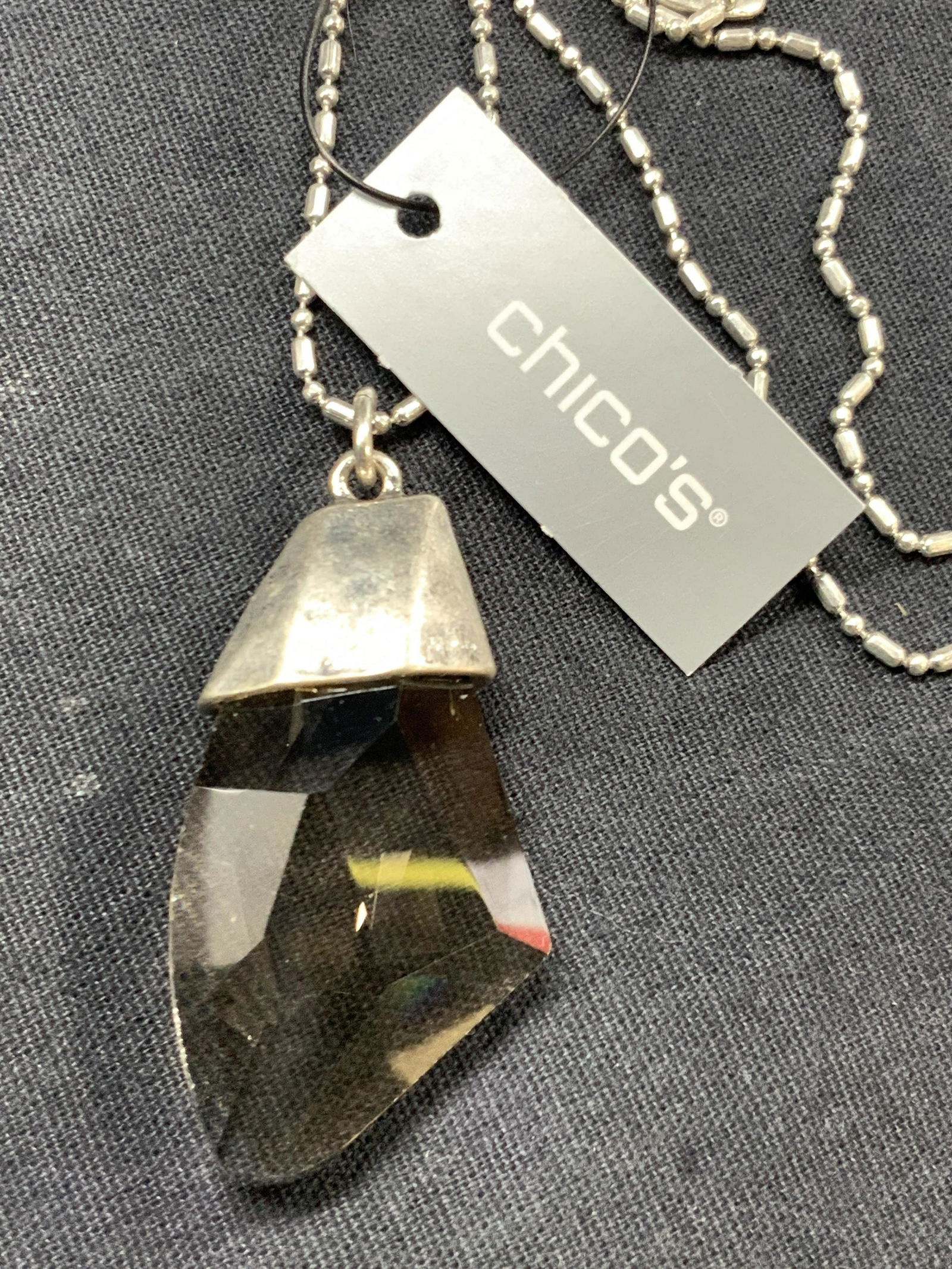 CHICOS Signed NWT Glass Pendant Necklace (1 of 3)