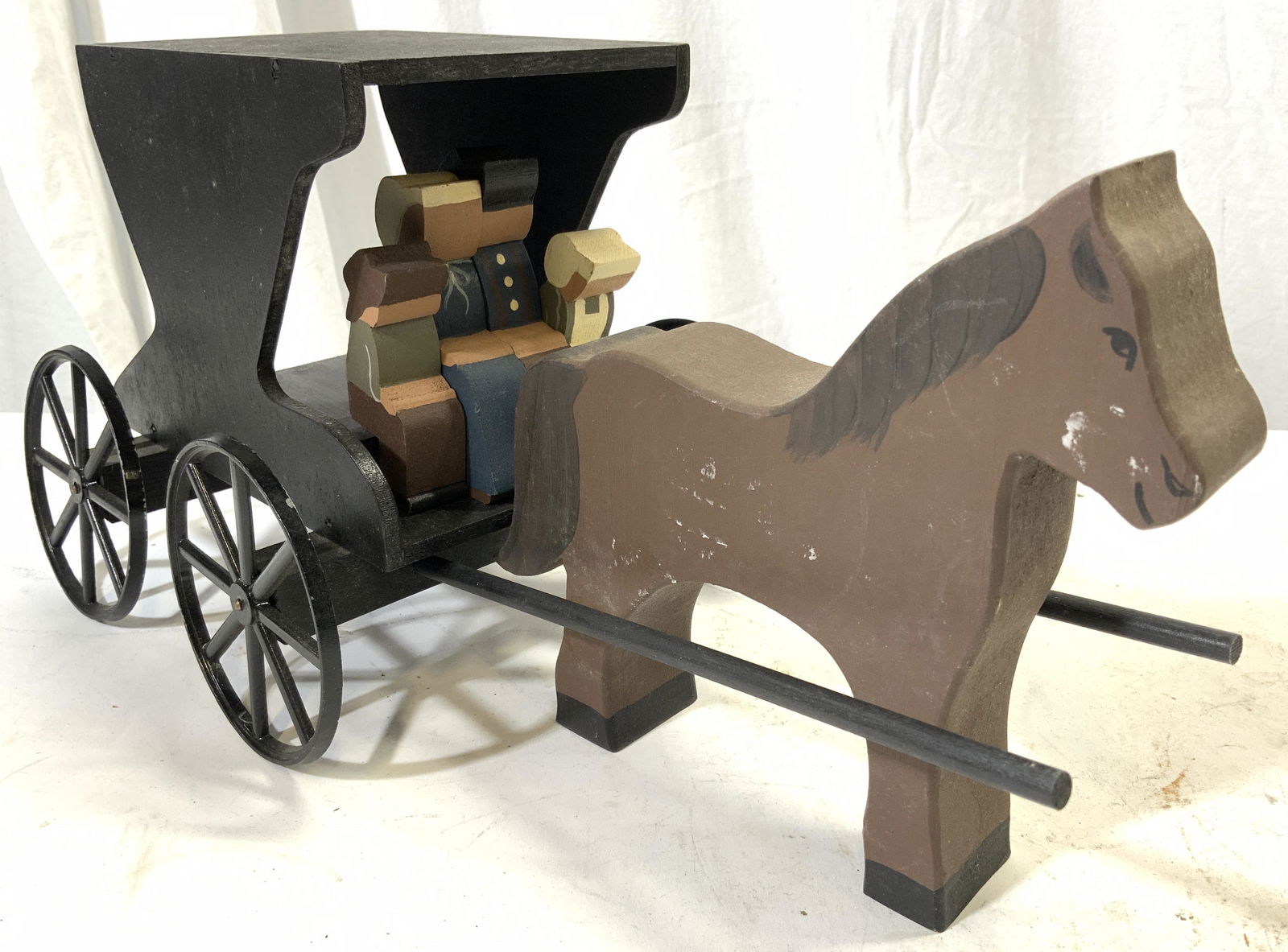 Lot 6 Figures In Horse Carriage (1 of 7)