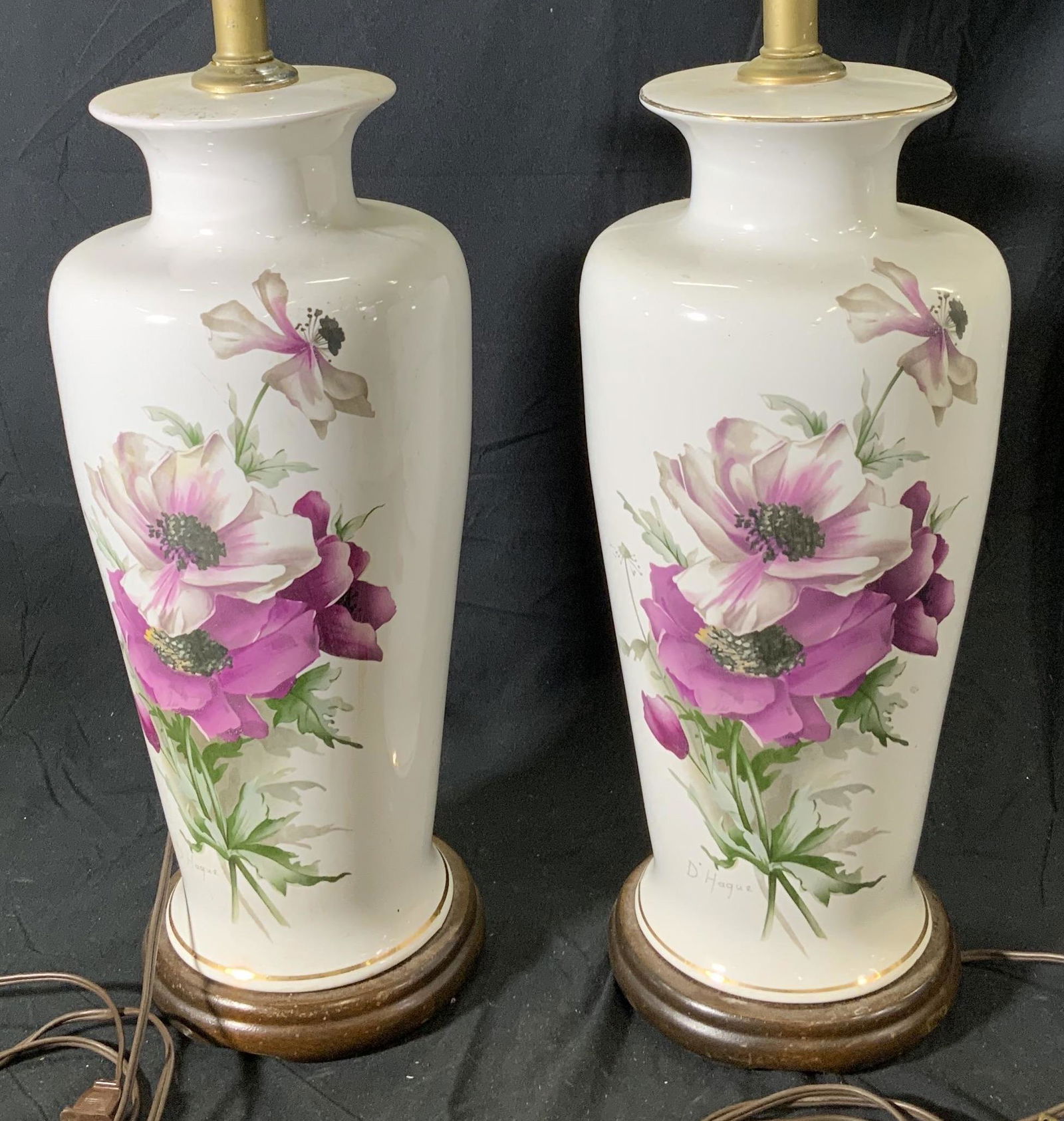 Lot 2 Vintage Hand Painted D HAGUE Floral Lamp (1 of 8)